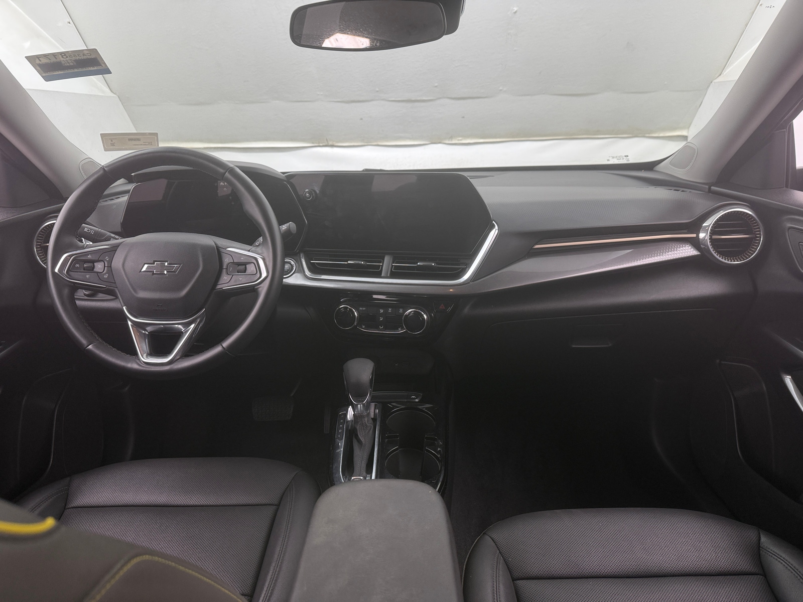 Thumbnail: 2024 Chevrolet Trax - 3