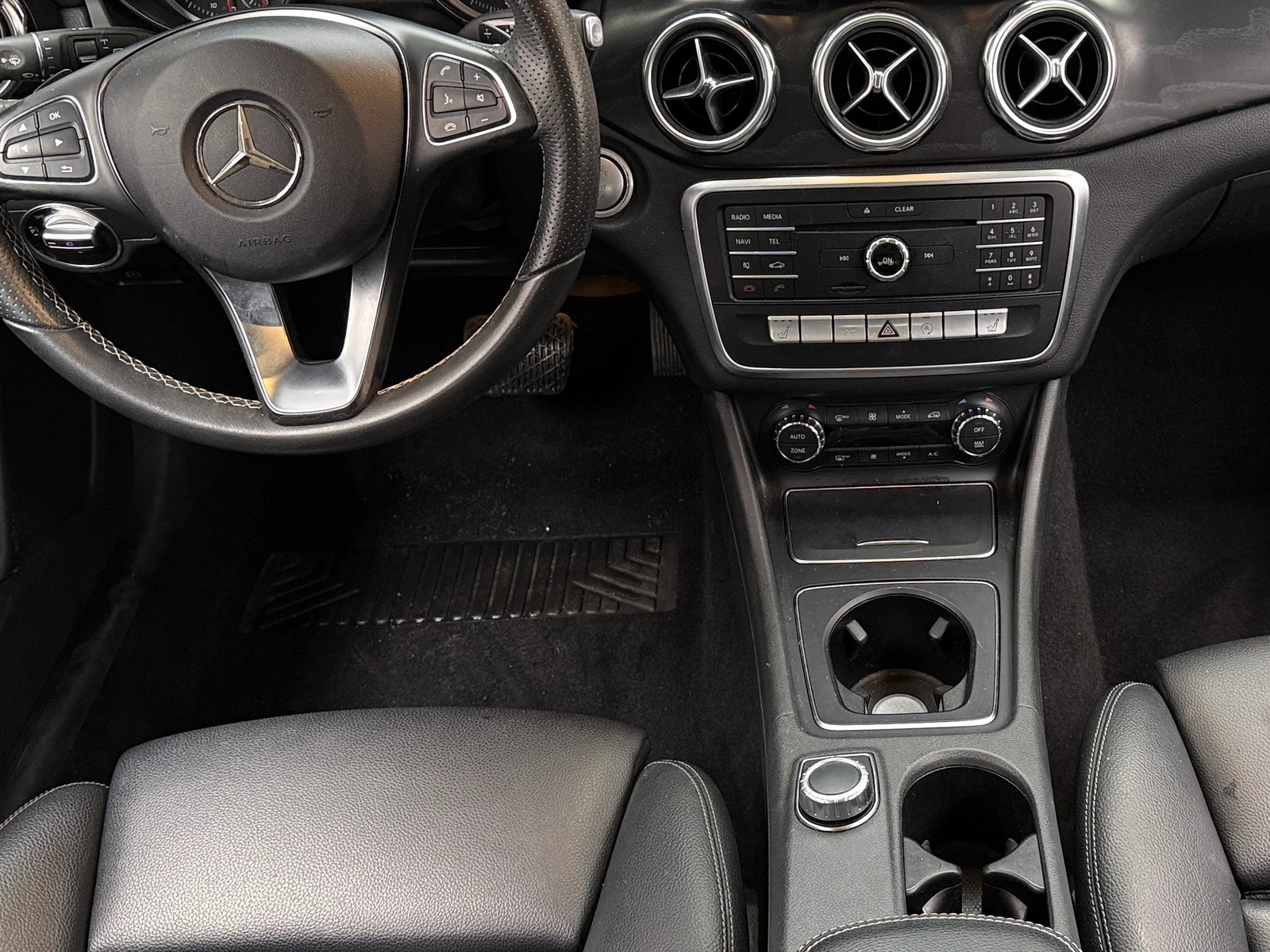 Thumbnail: 2018 Mercedes-Benz GLA - 2