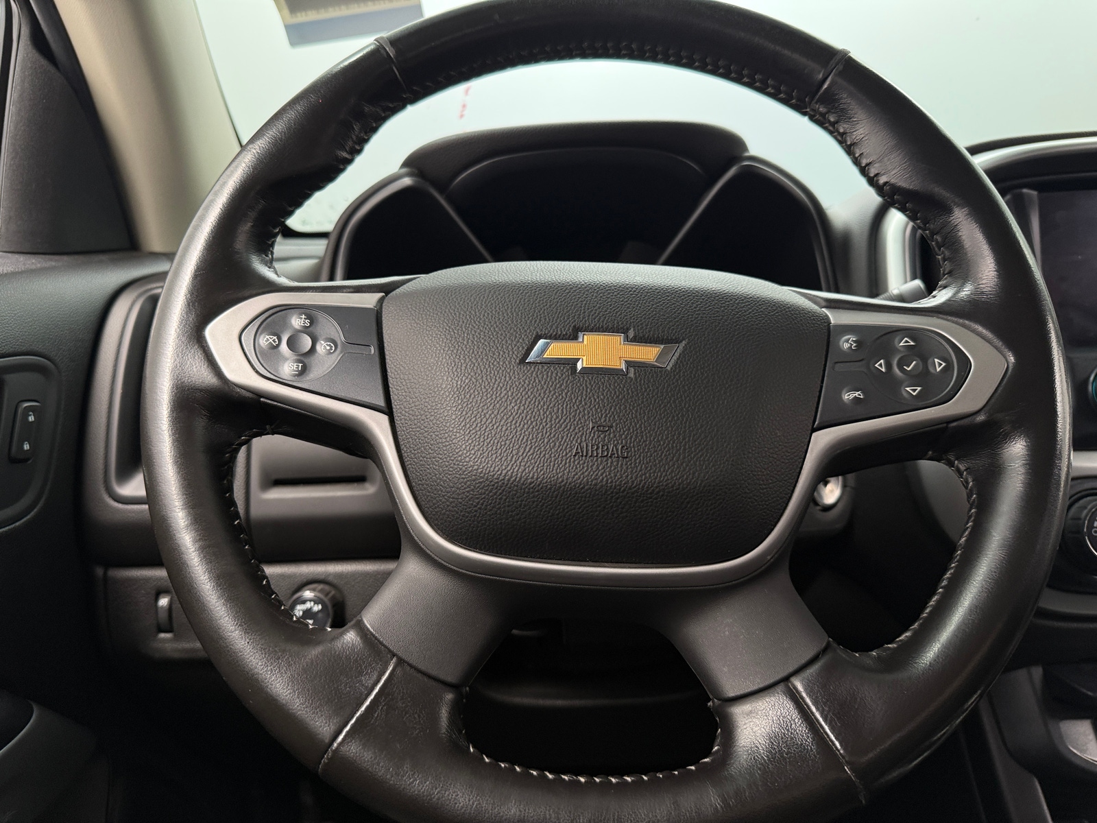 Thumbnail: 2019 Chevrolet Colorado - 5