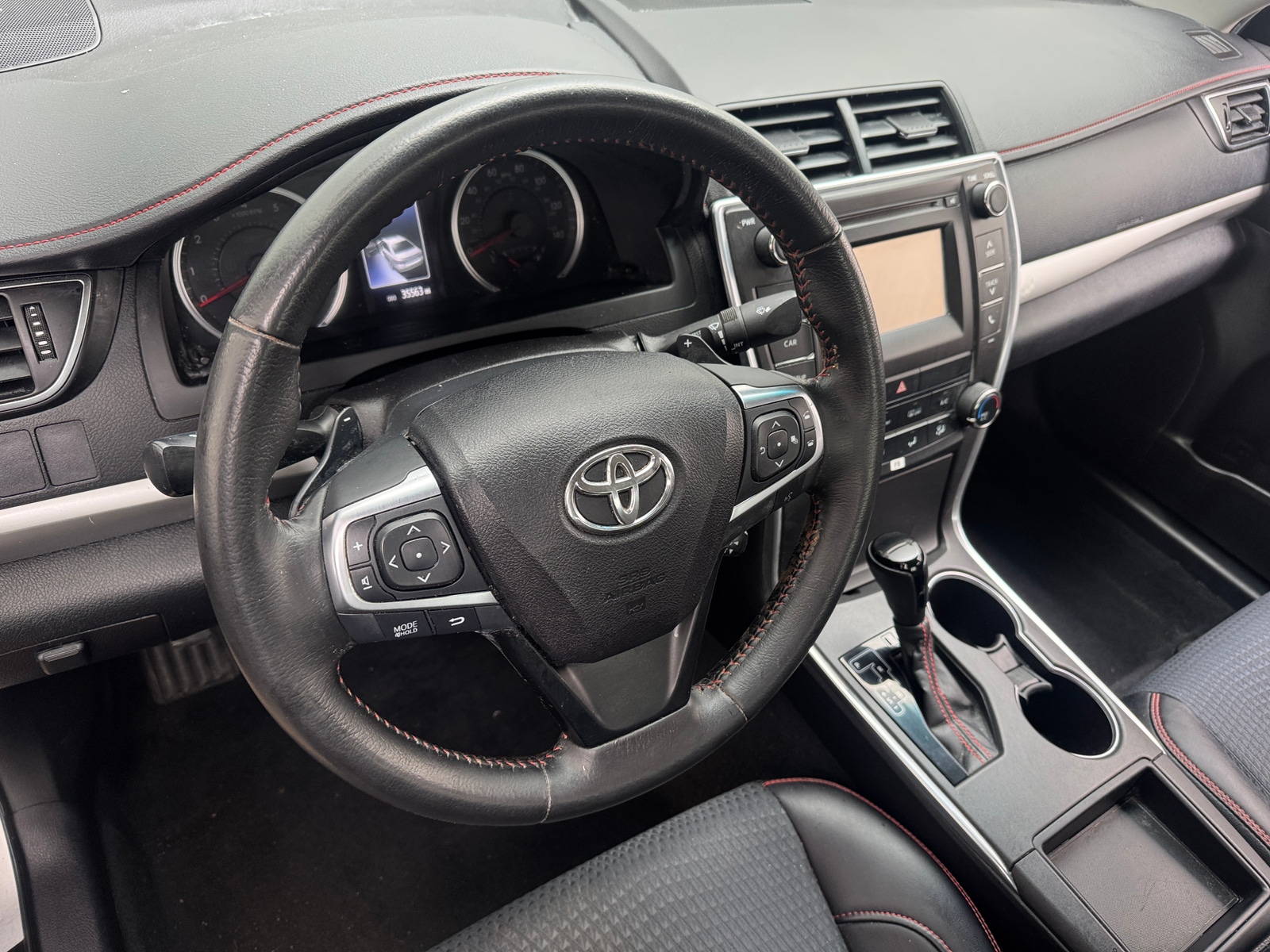 Thumbnail: 2015 Toyota Camry - 5
