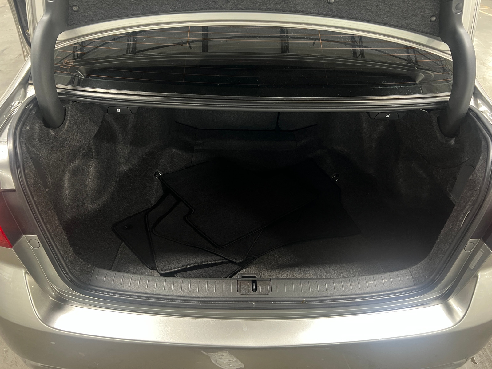 Thumbnail: 2010 Acura TSX - 6