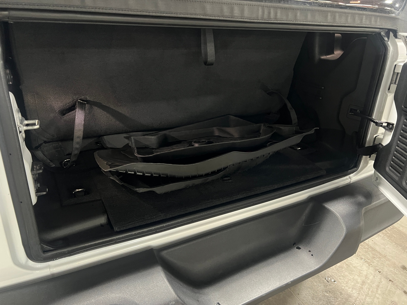 Thumbnail: 2021 Jeep Wrangler - 7