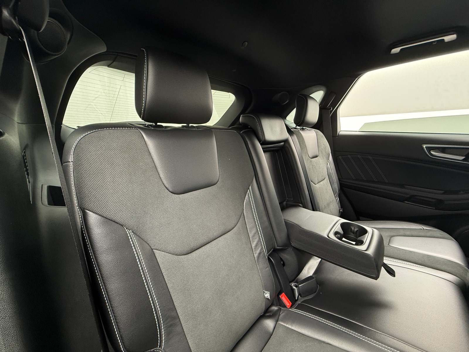 Thumbnail: 2021 Ford Edge - 5