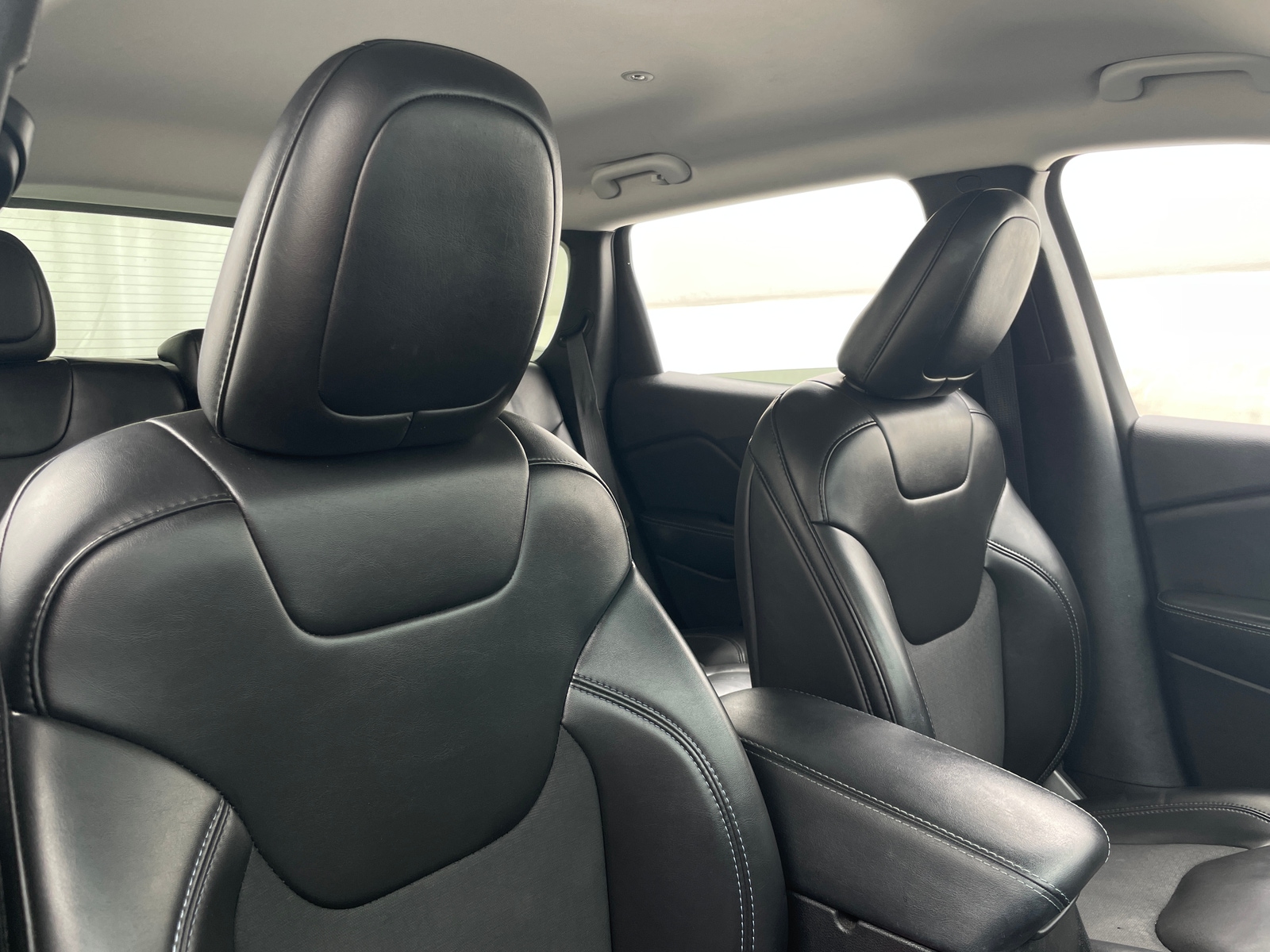 Thumbnail: 2019 Jeep Cherokee - 2