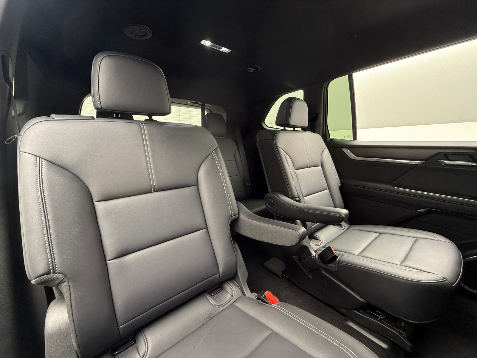 Thumbnail: 2024 GMC Acadia - 5