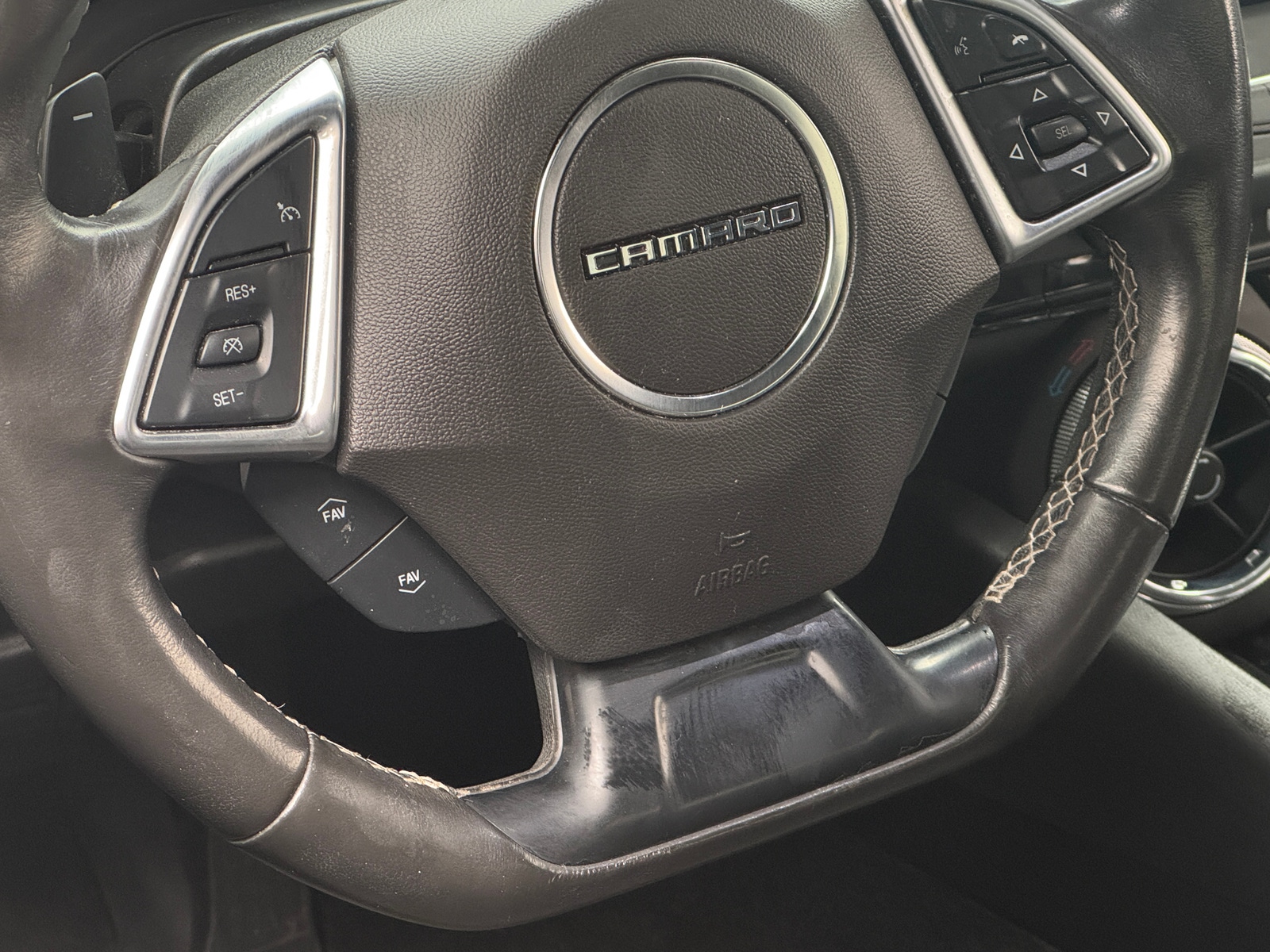 Thumbnail: 2020 Chevrolet Camaro - 4