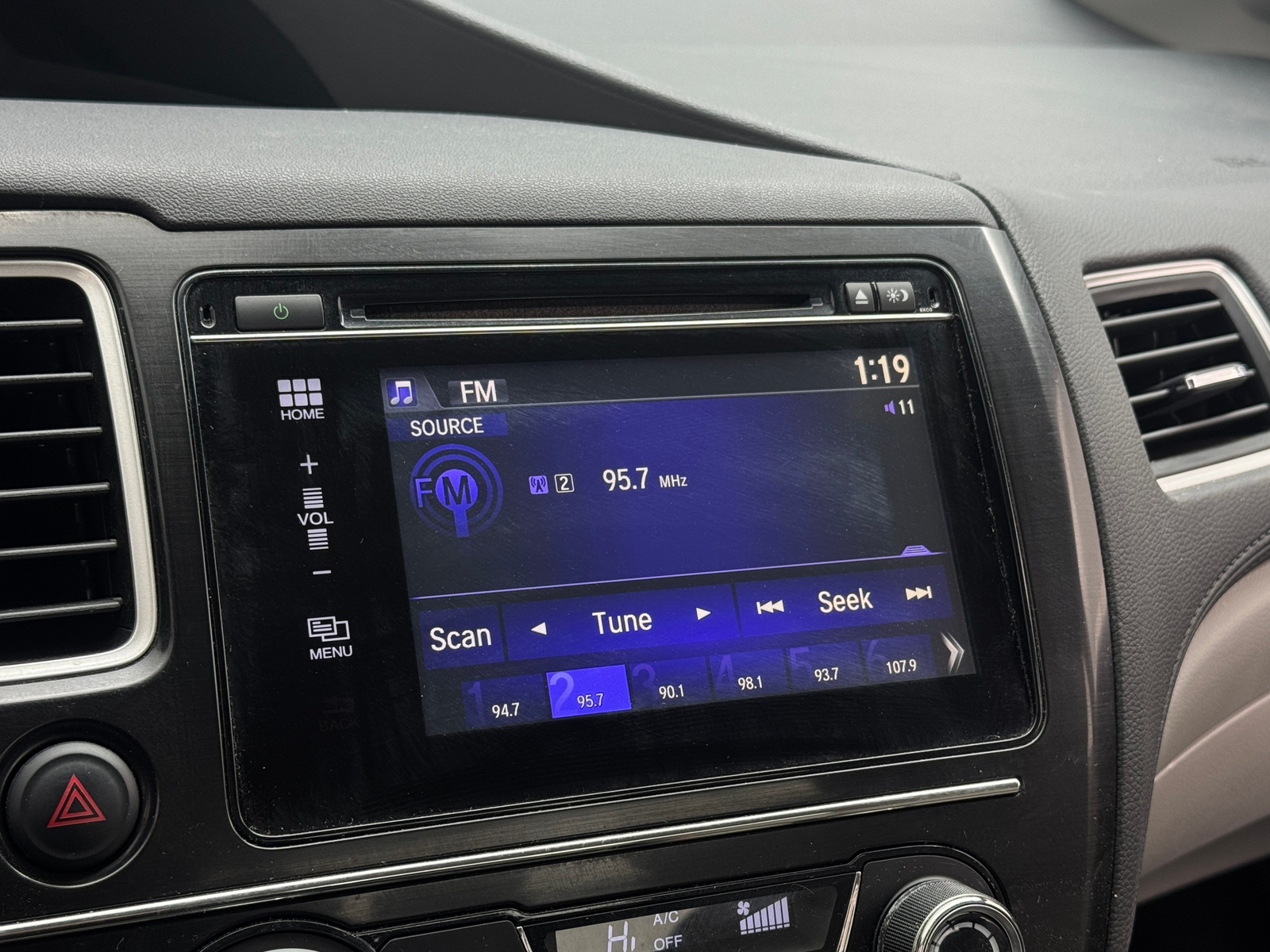 Thumbnail: 2015 Honda Civic - 4