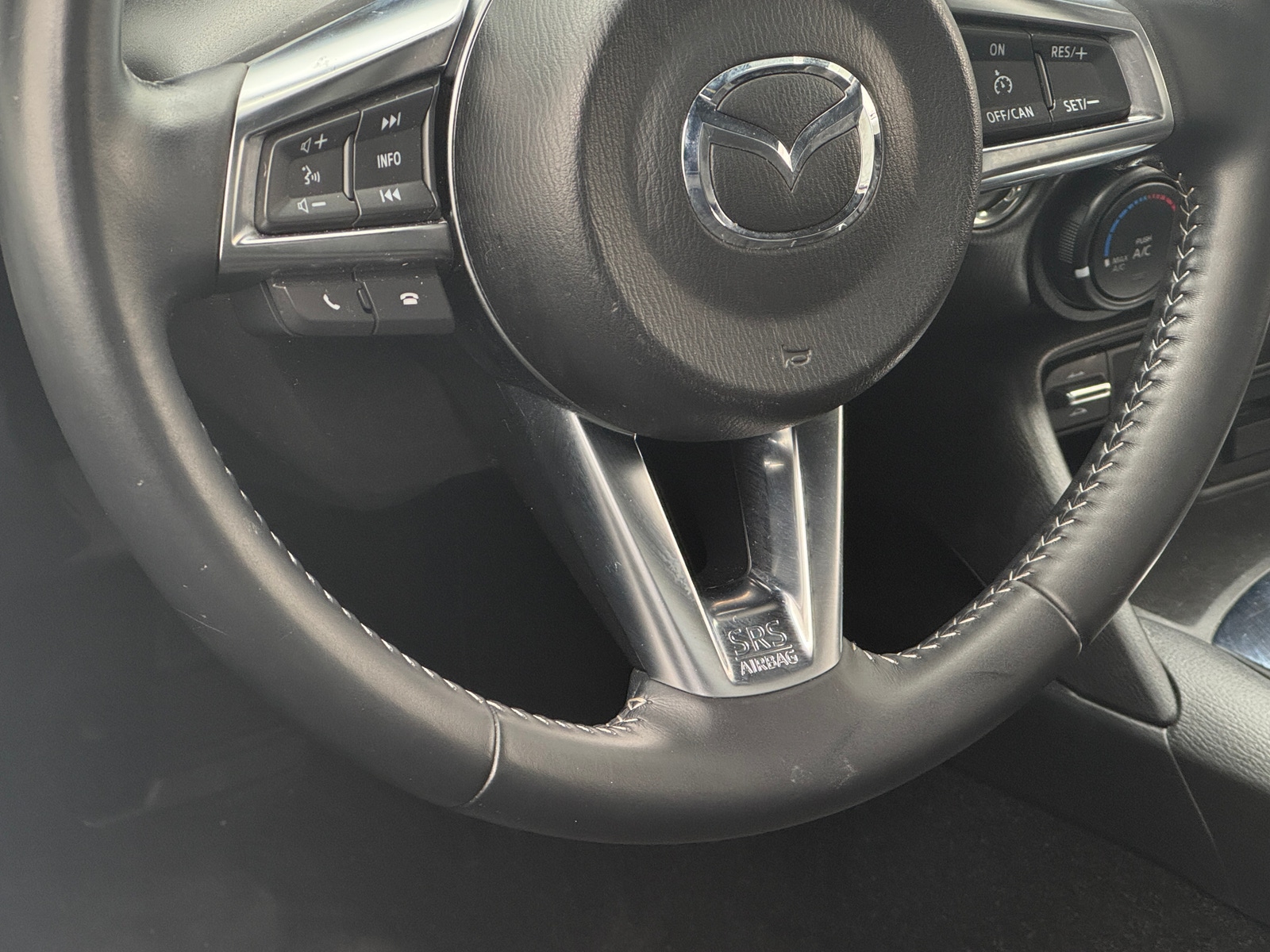 Thumbnail: 2023 Mazda MX-5 Miata - 4