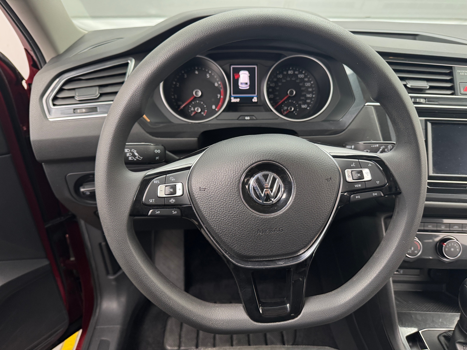 Thumbnail: 2019 Volkswagen Tiguan - 5