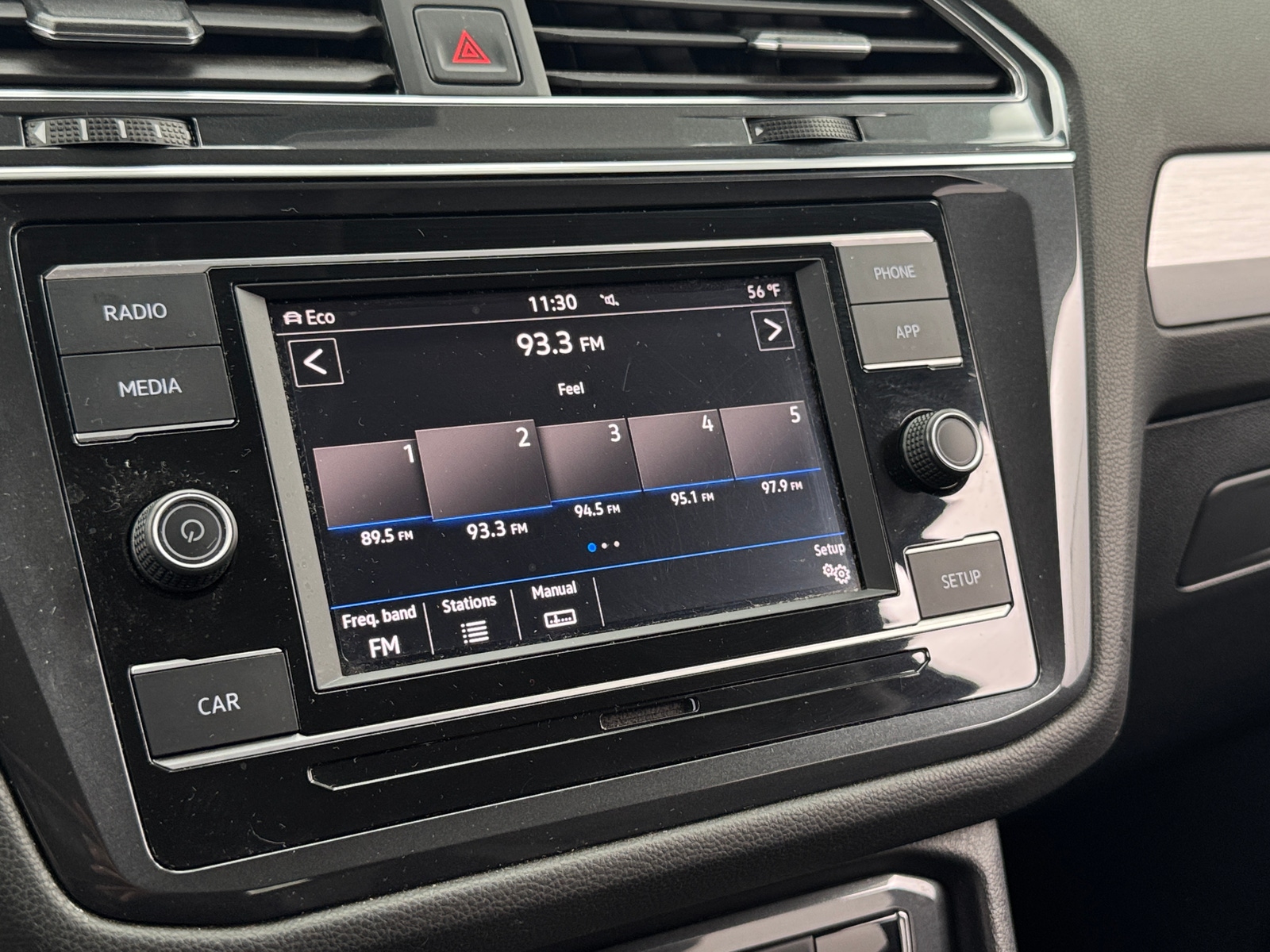 Thumbnail: 2019 Volkswagen Tiguan - 4