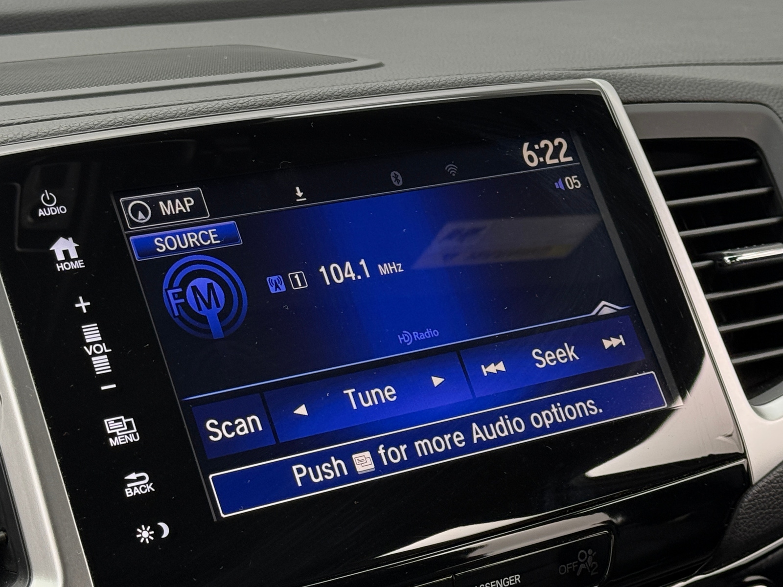 Thumbnail: 2020 Honda Ridgeline - 3