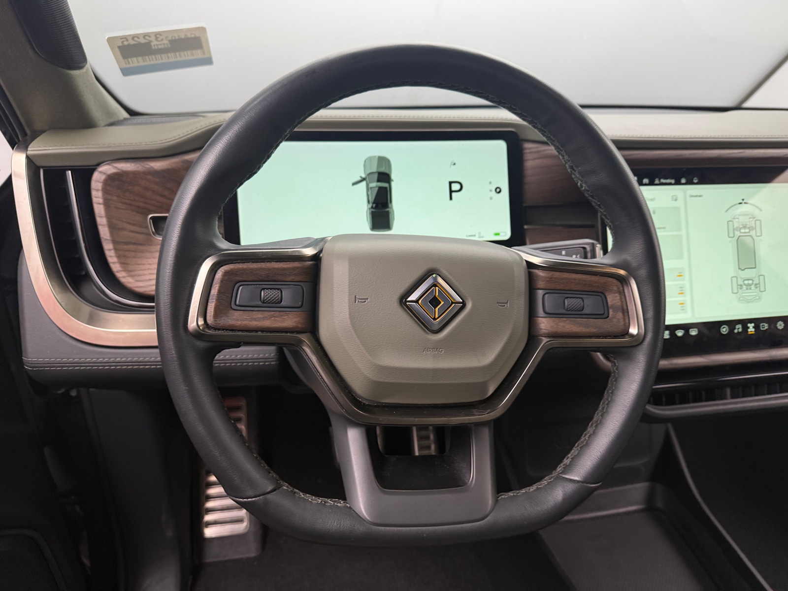 Thumbnail: 2022 Rivian R1T - 4