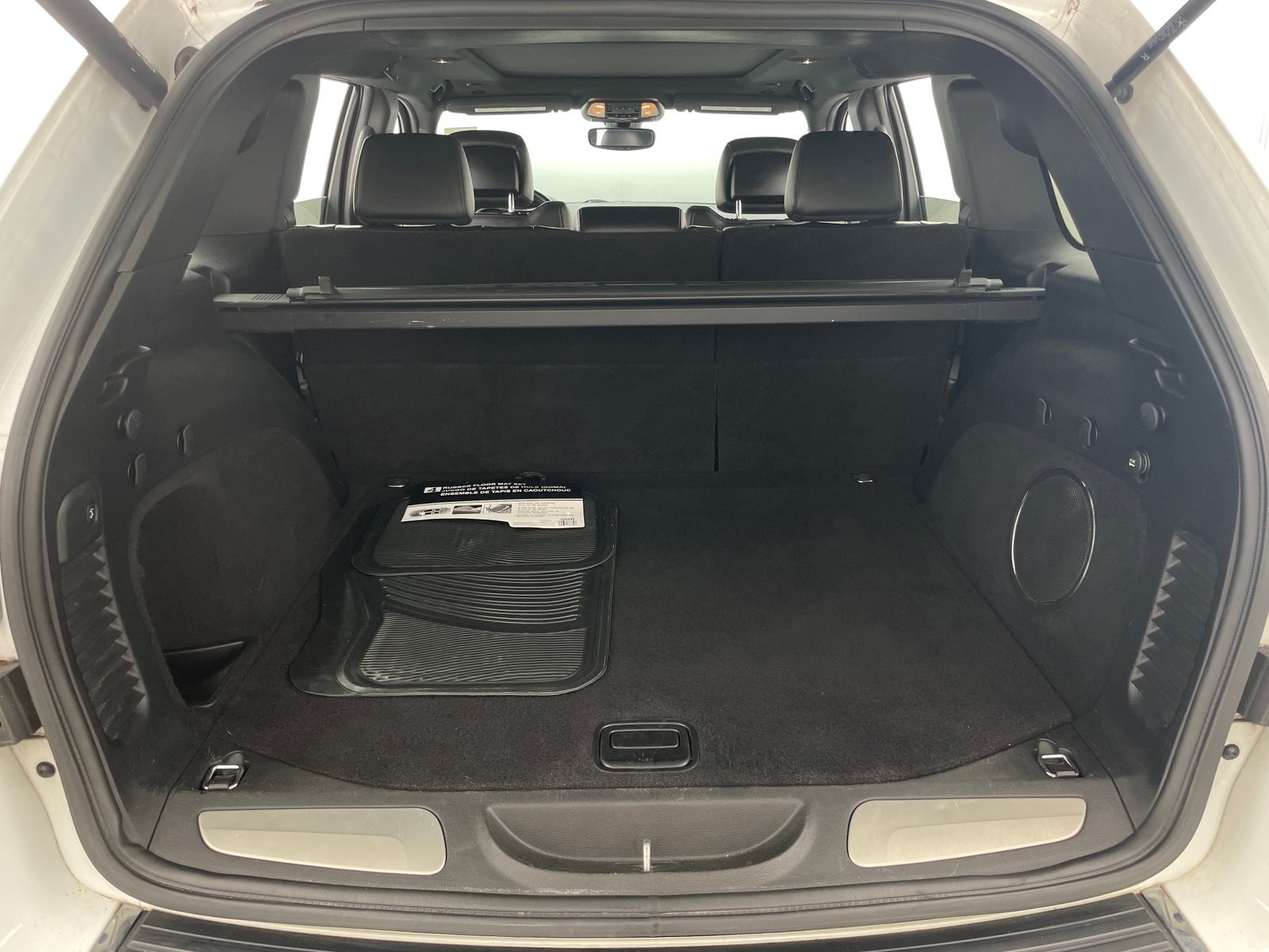 Thumbnail: 2019 Jeep Grand Cherokee - 6