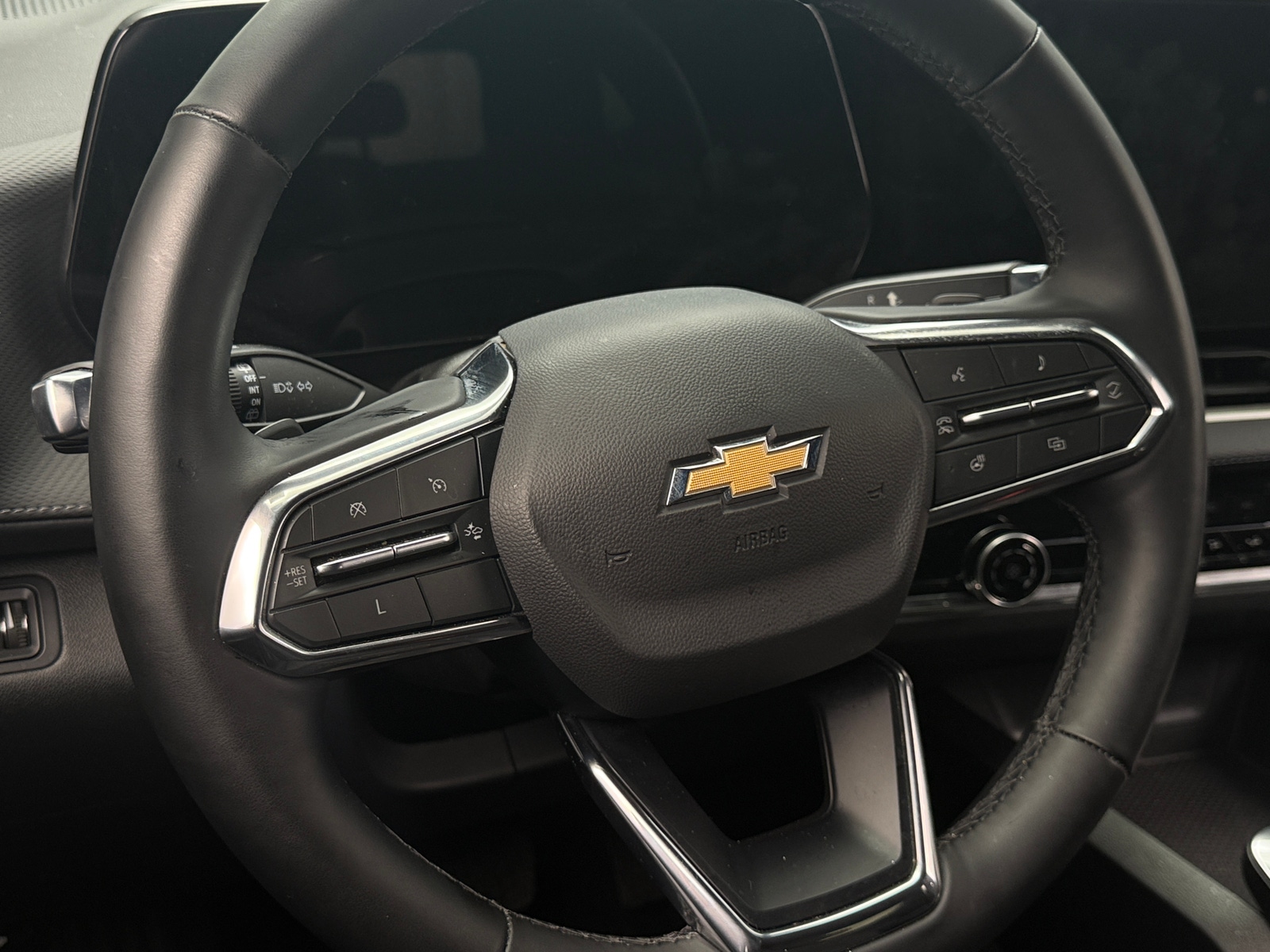 Thumbnail: 2025 Chevrolet Equinox - 5