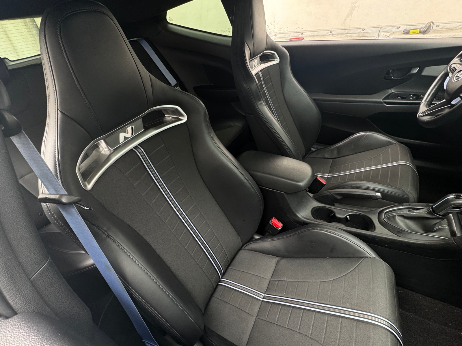 Thumbnail: 2021 Hyundai Veloster - 2