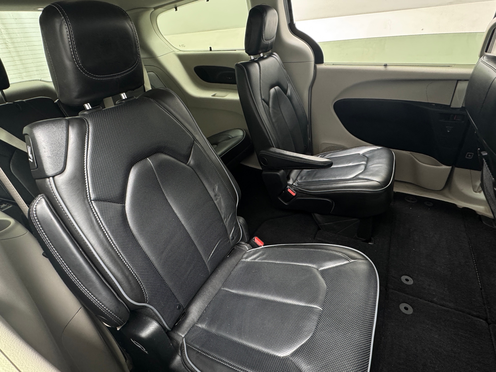 Thumbnail: 2019 Chrysler Pacifica - 5