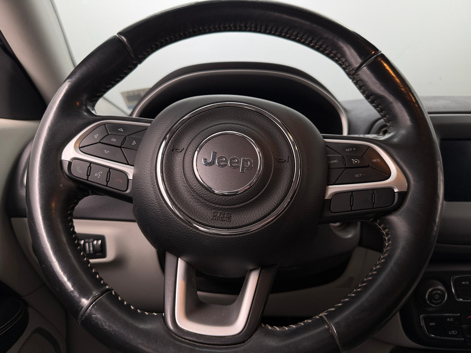 Thumbnail: 2017 Jeep Compass - 5