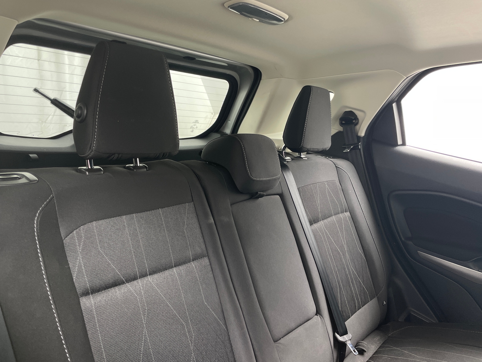 Thumbnail: 2021 Ford EcoSport - 6