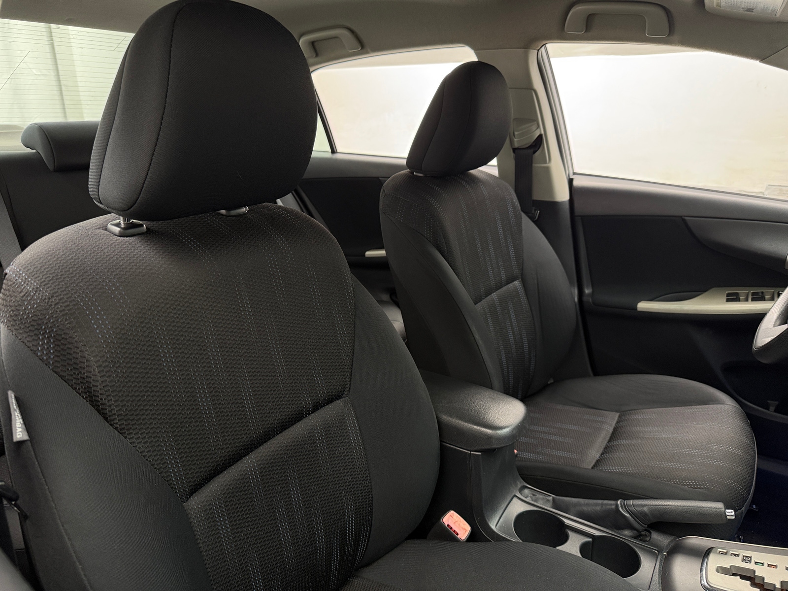 Thumbnail: 2011 Toyota Corolla - 2