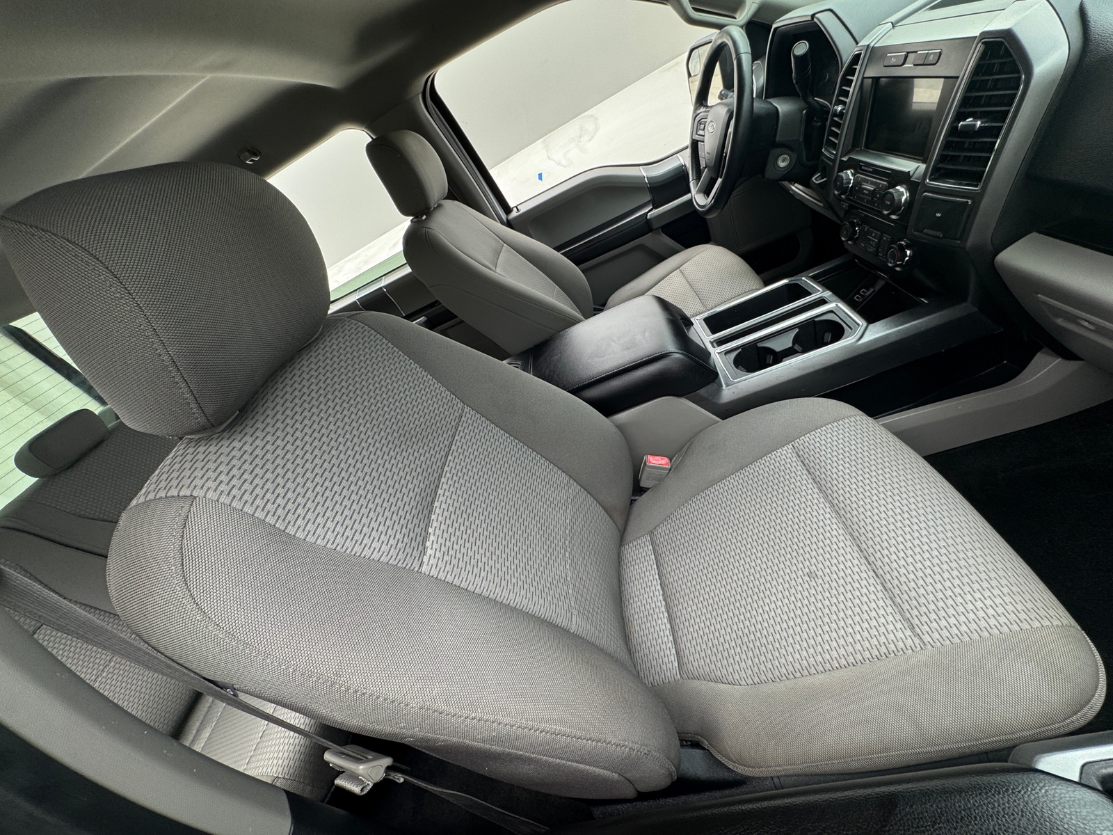 Thumbnail: 2018 Ford Econoline - 2