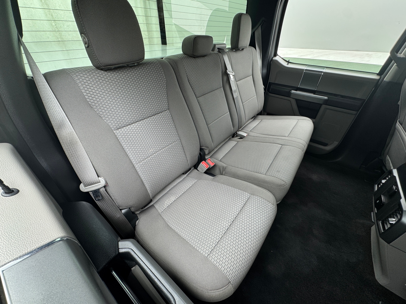 Thumbnail: 2018 Ford Econoline - 6