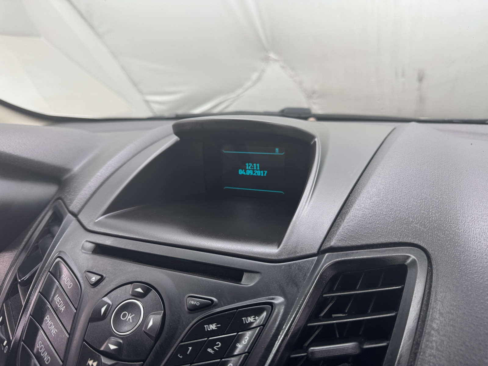 Thumbnail: 2017 Ford Fiesta - 4