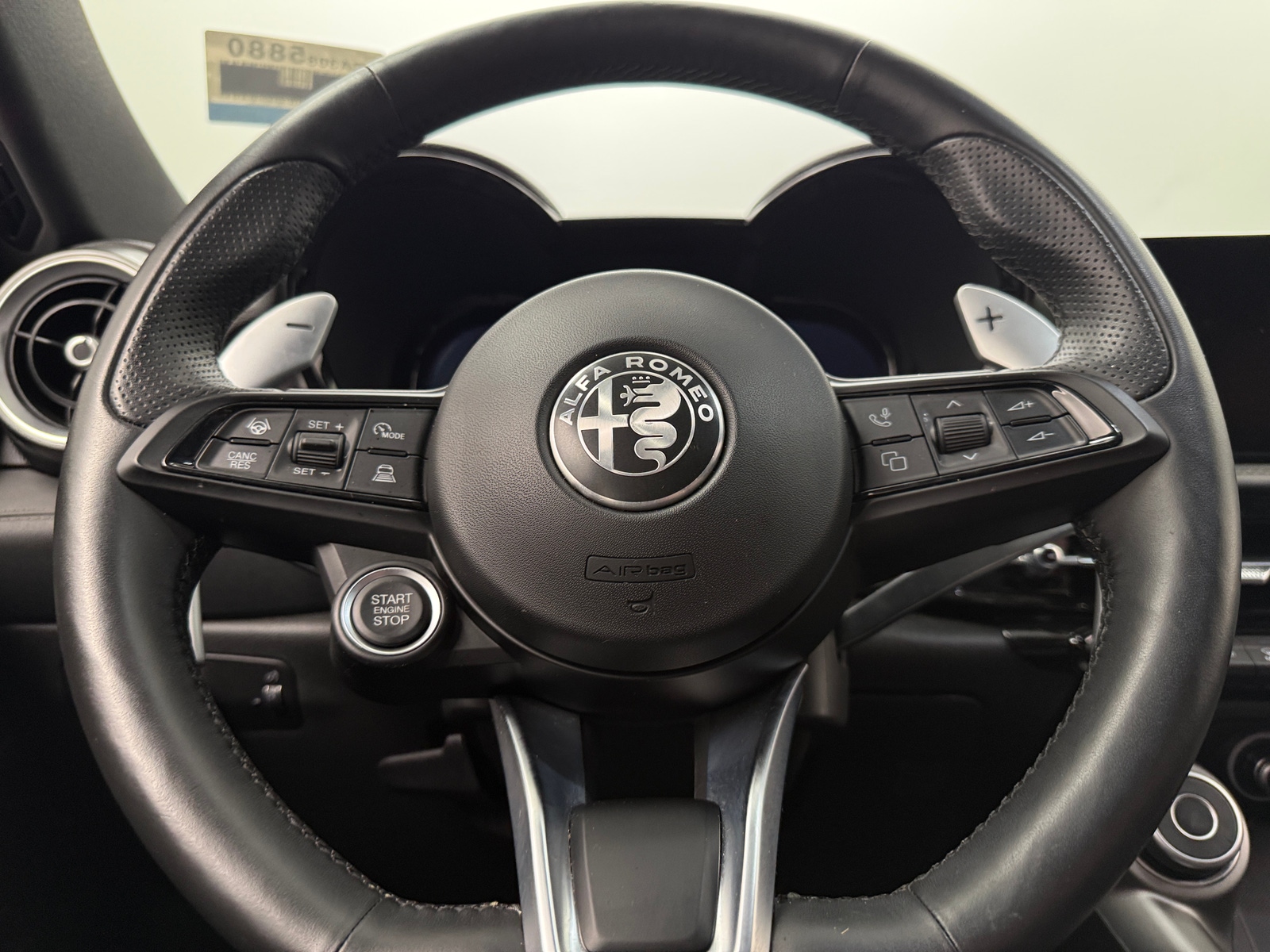 Thumbnail: 2024 Alfa Romeo Tonale - 4