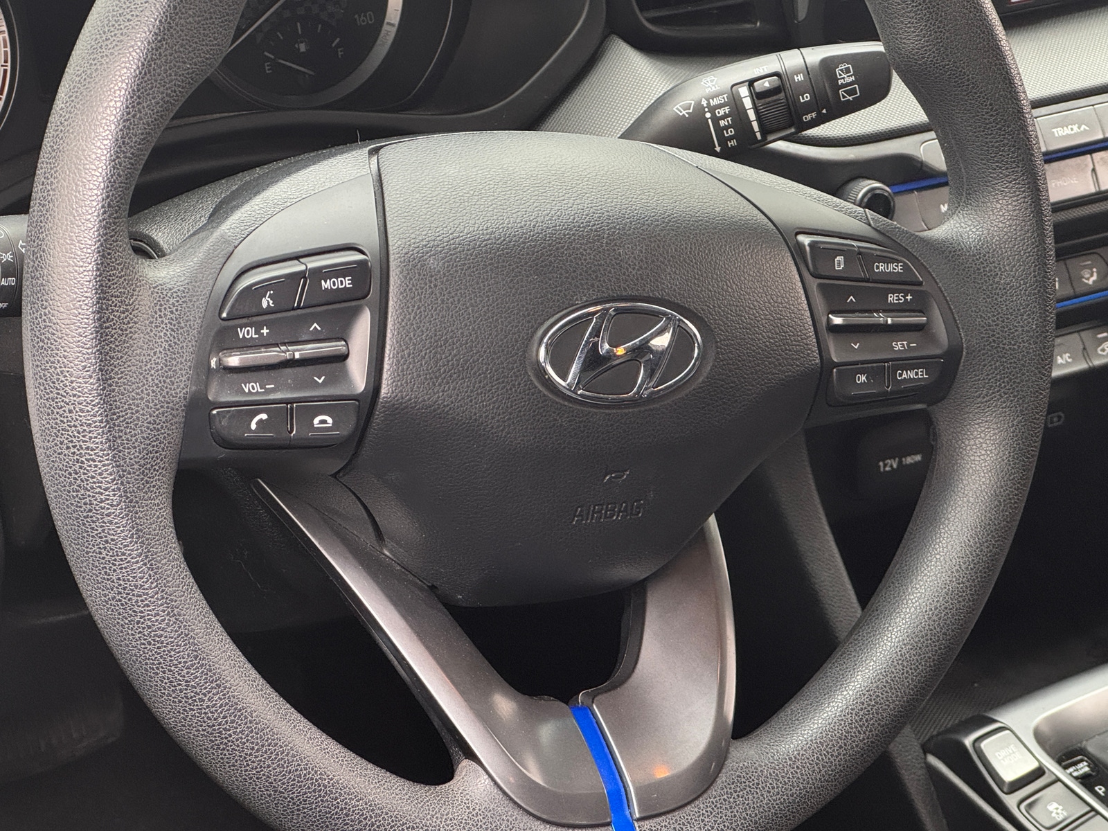 Thumbnail: 2019 Hyundai Veloster - 4