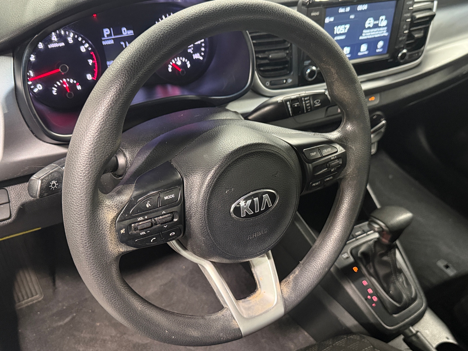 Thumbnail: 2020 Kia Rio - 5