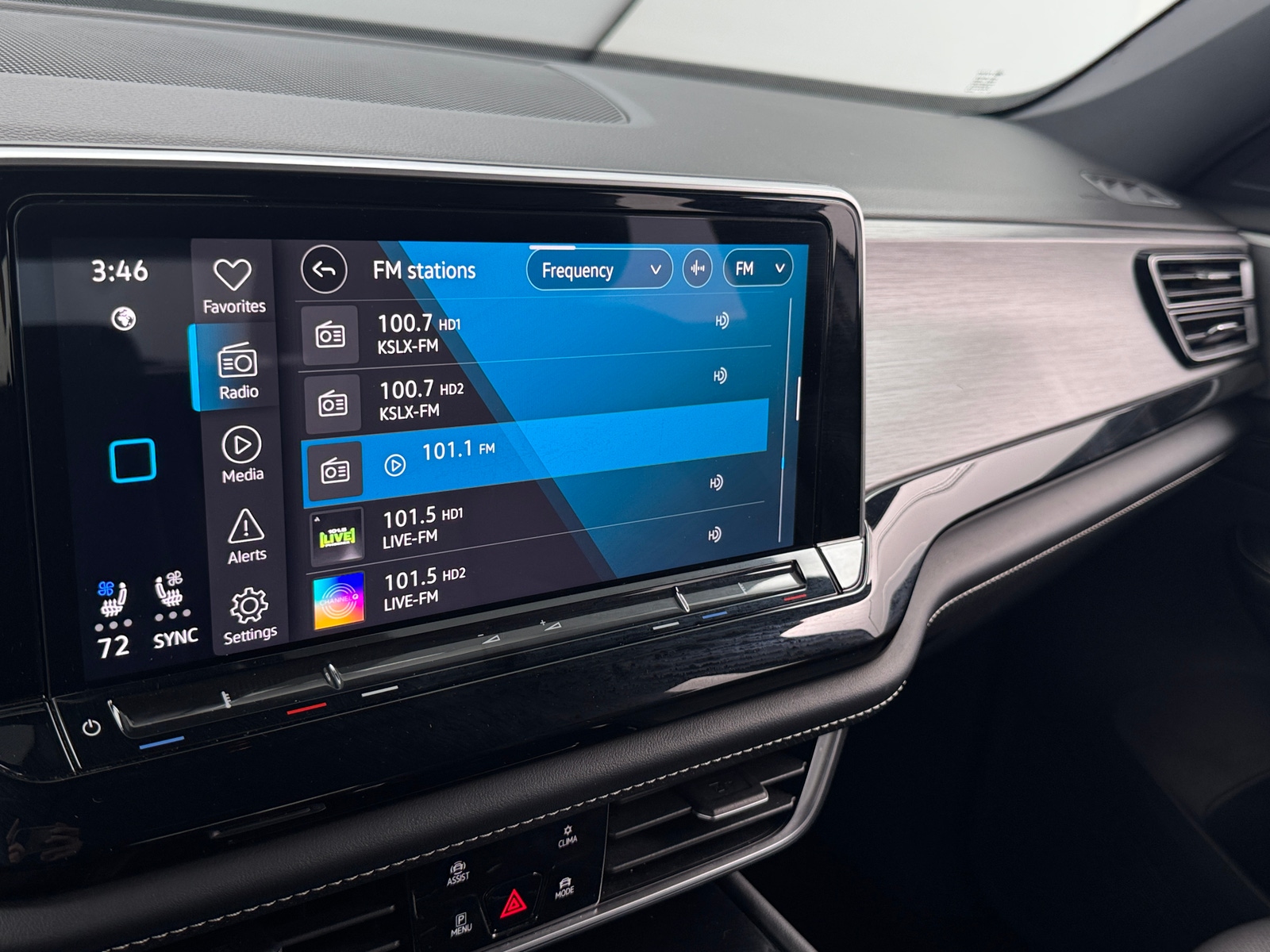 Thumbnail: 2024 Volkswagen Atlas - 3