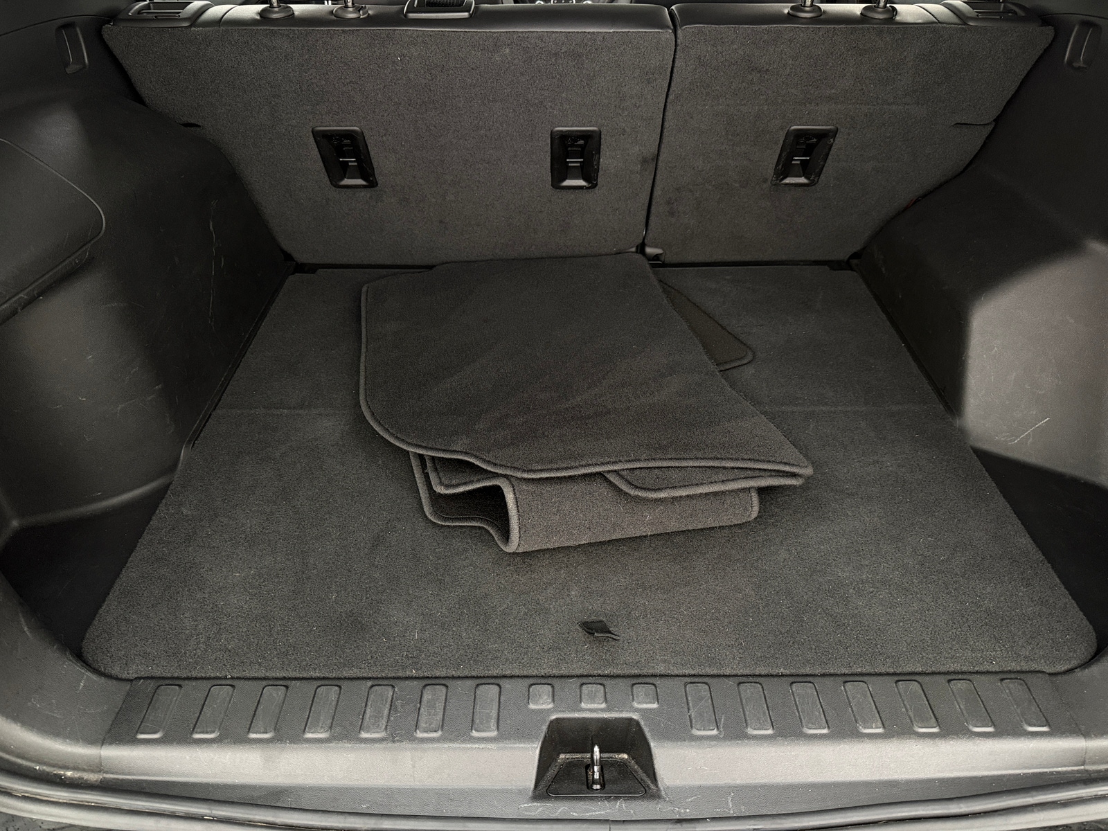 Thumbnail: 2019 Chevrolet Equinox - 6