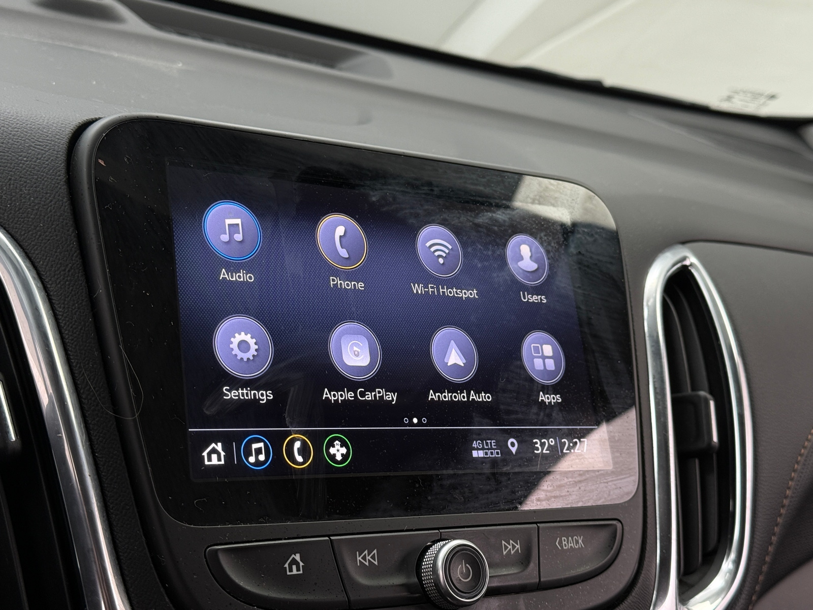 Thumbnail: 2019 Chevrolet Equinox - 3