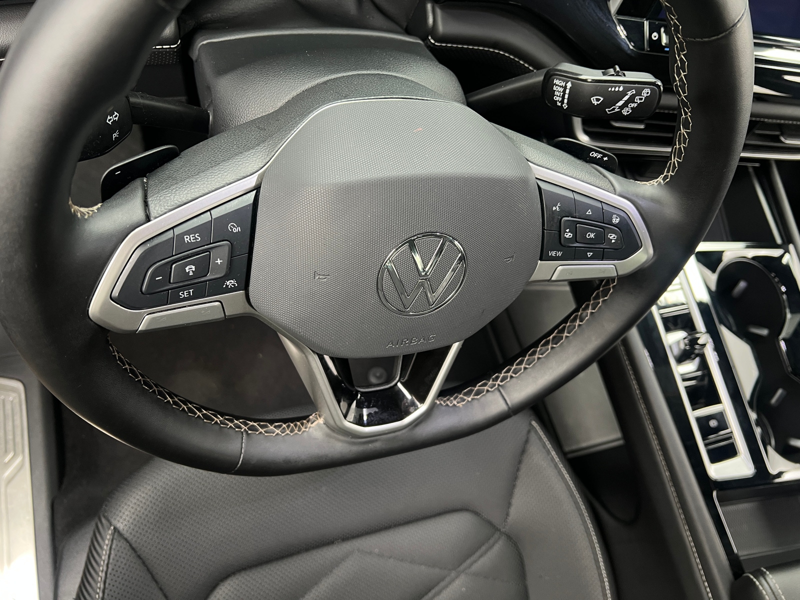 Thumbnail: 2025 Volkswagen Atlas - 4