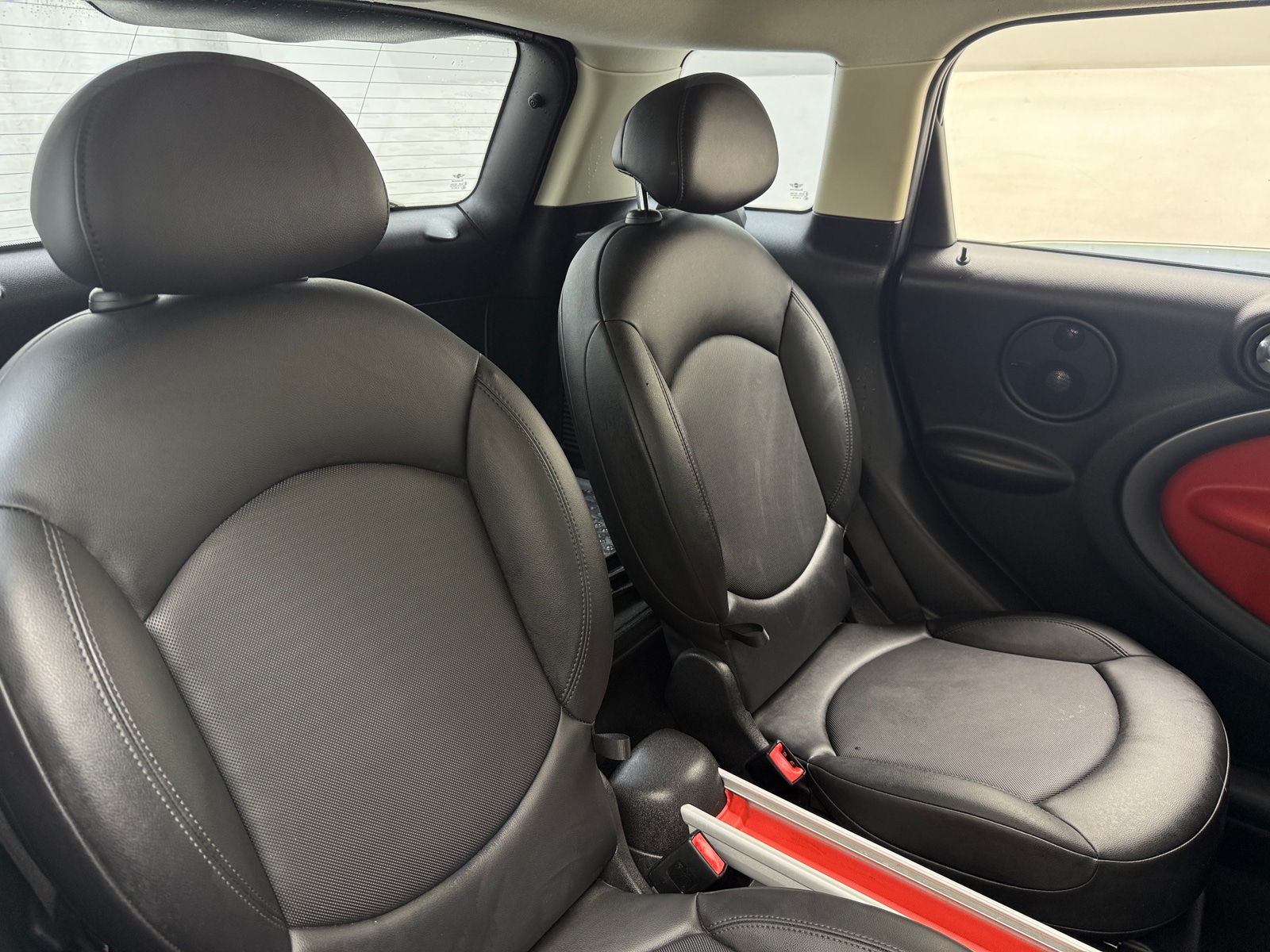 Thumbnail: 2011 MINI Cooper Countryman - 5