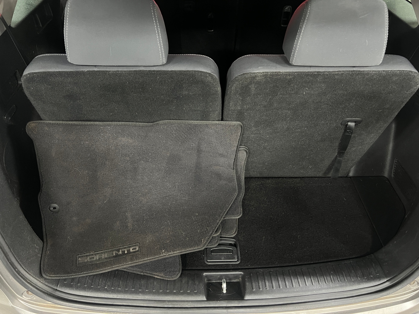 Thumbnail: 2017 Kia Sorento - 7