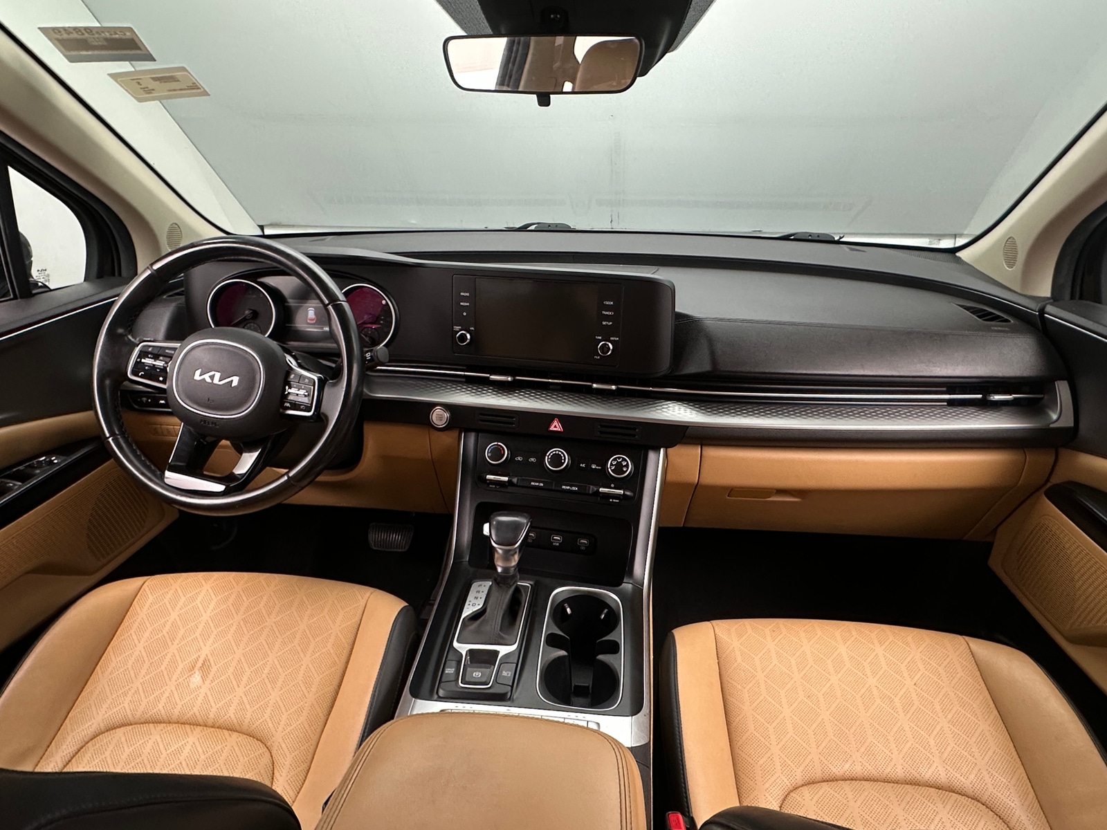 Thumbnail: 2022 Kia Carnival - 2