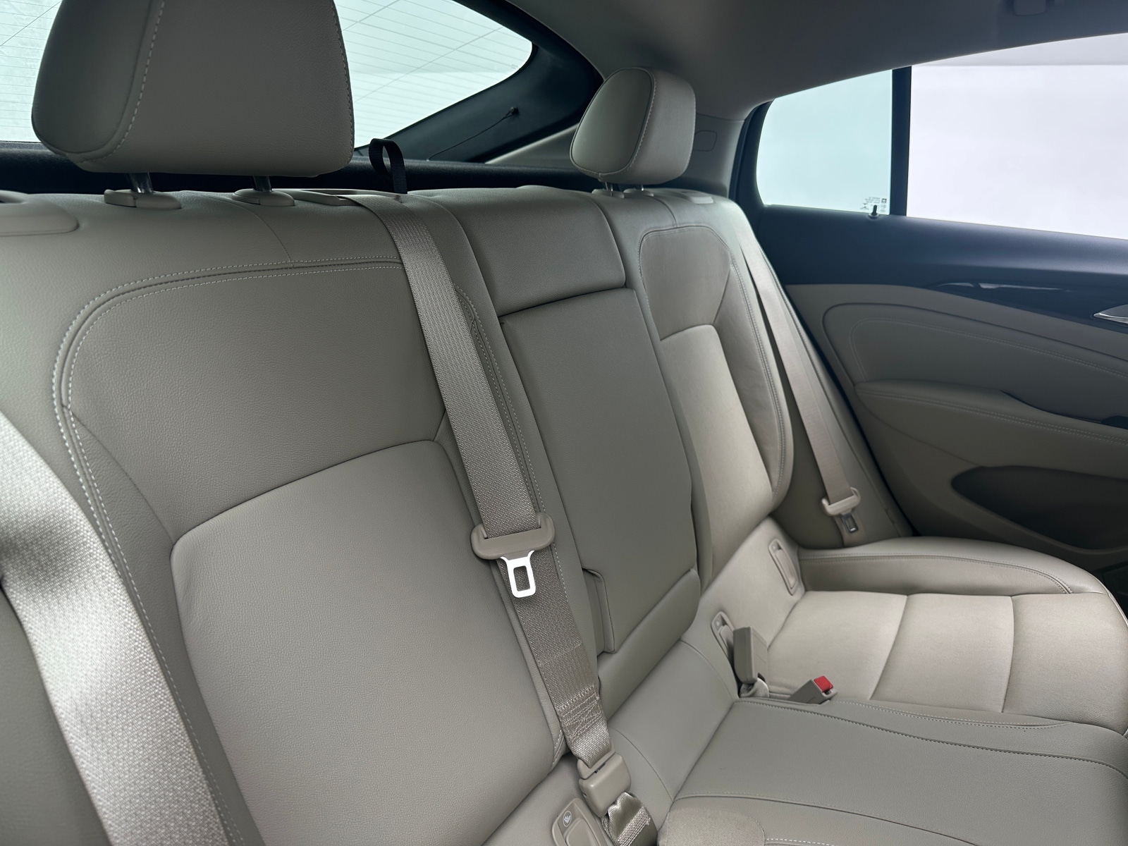 Thumbnail: 2019 Buick Regal - 5