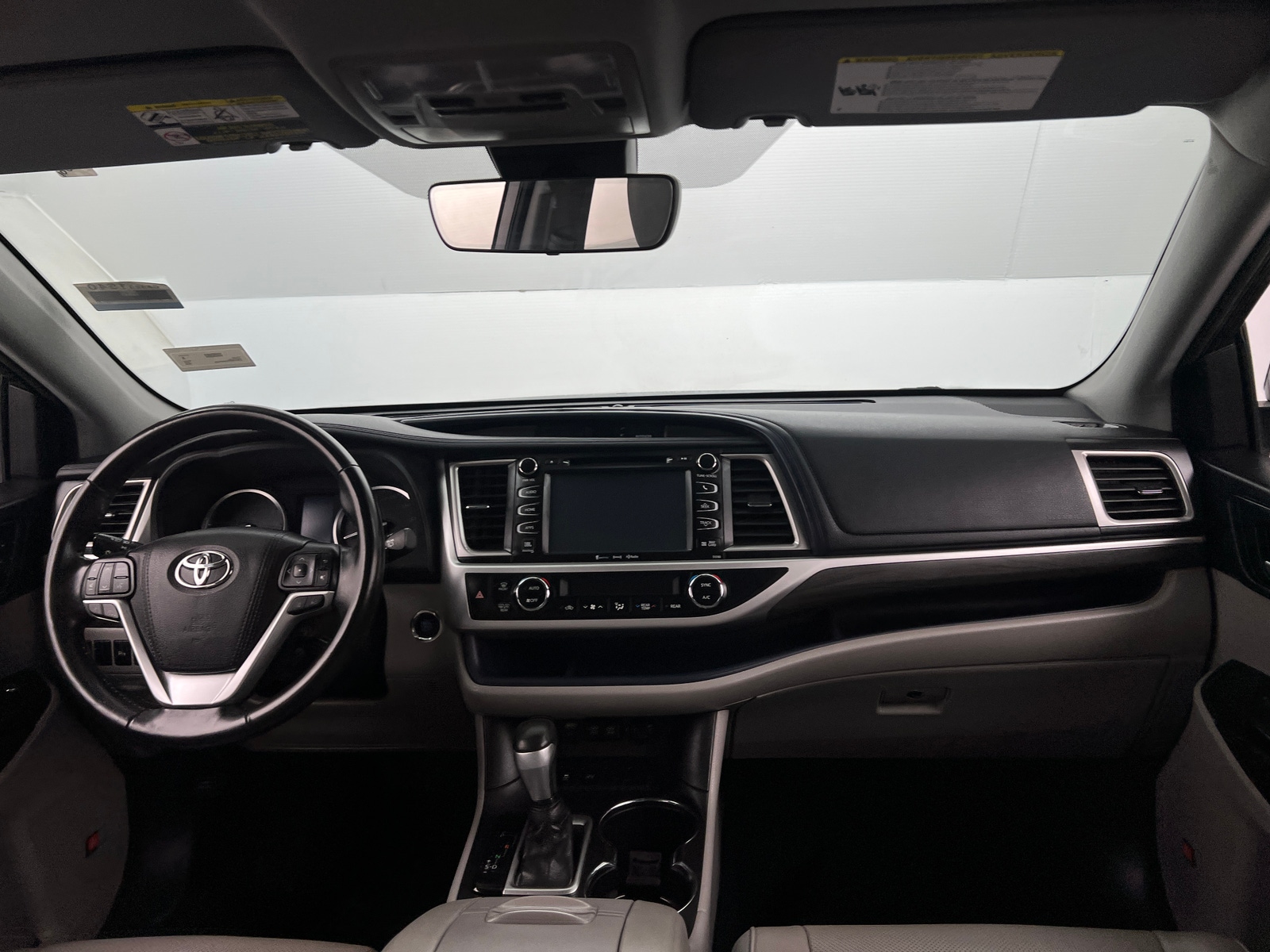 Thumbnail: 2018 Toyota Highlander - 2