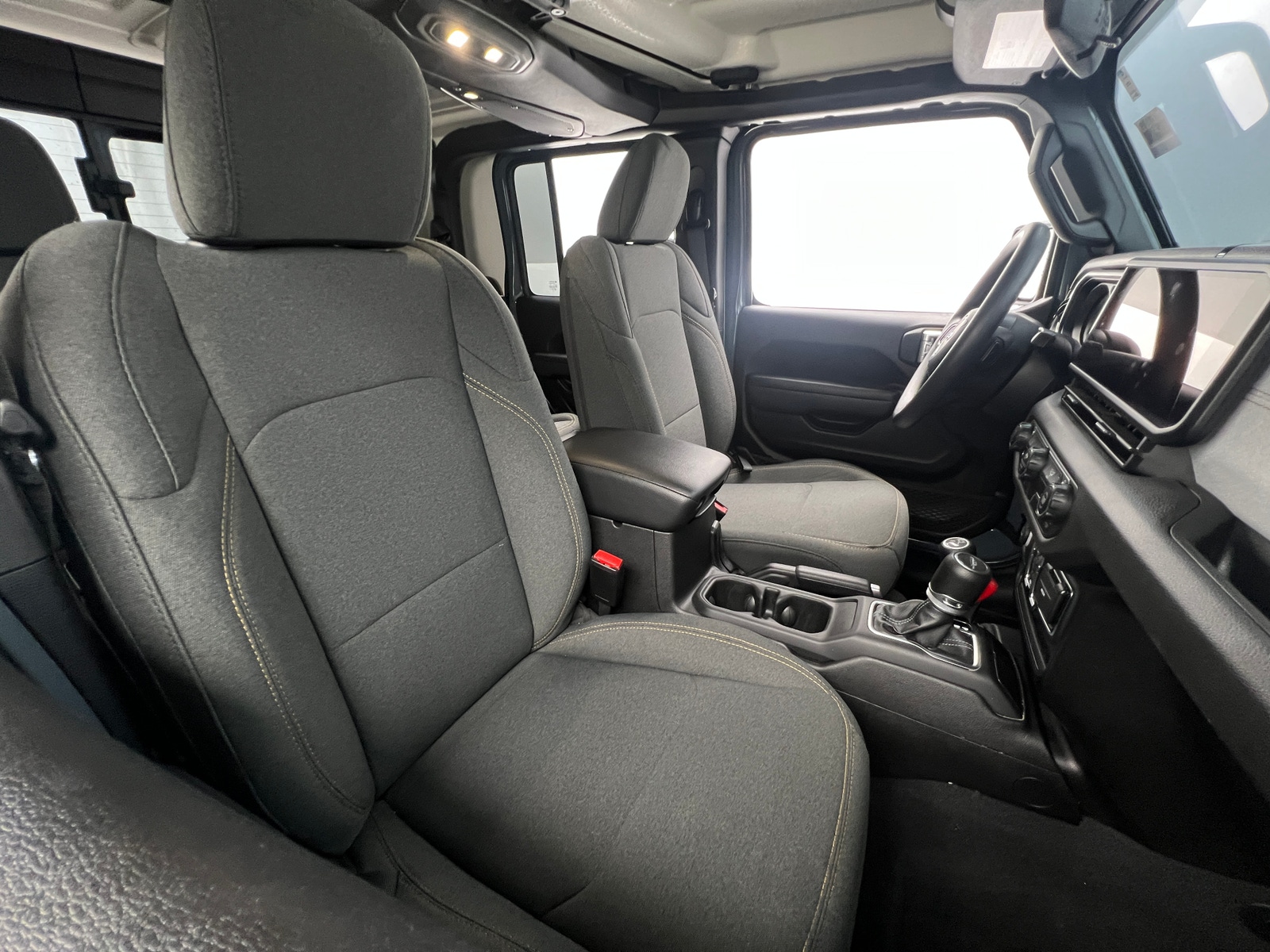 Thumbnail: 2025 Jeep Gladiator - 2