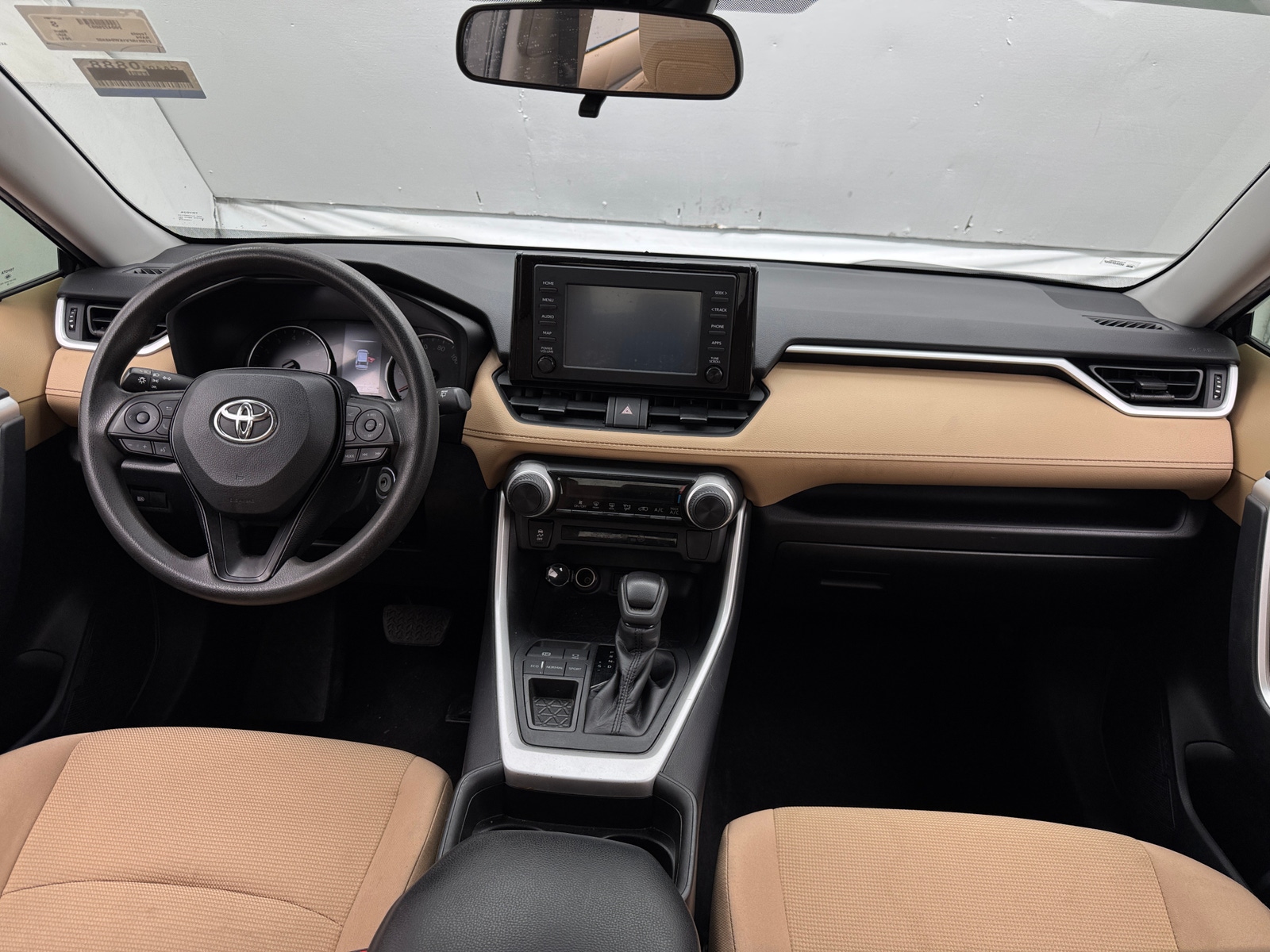 Thumbnail: 2019 Toyota RAV4 - 3