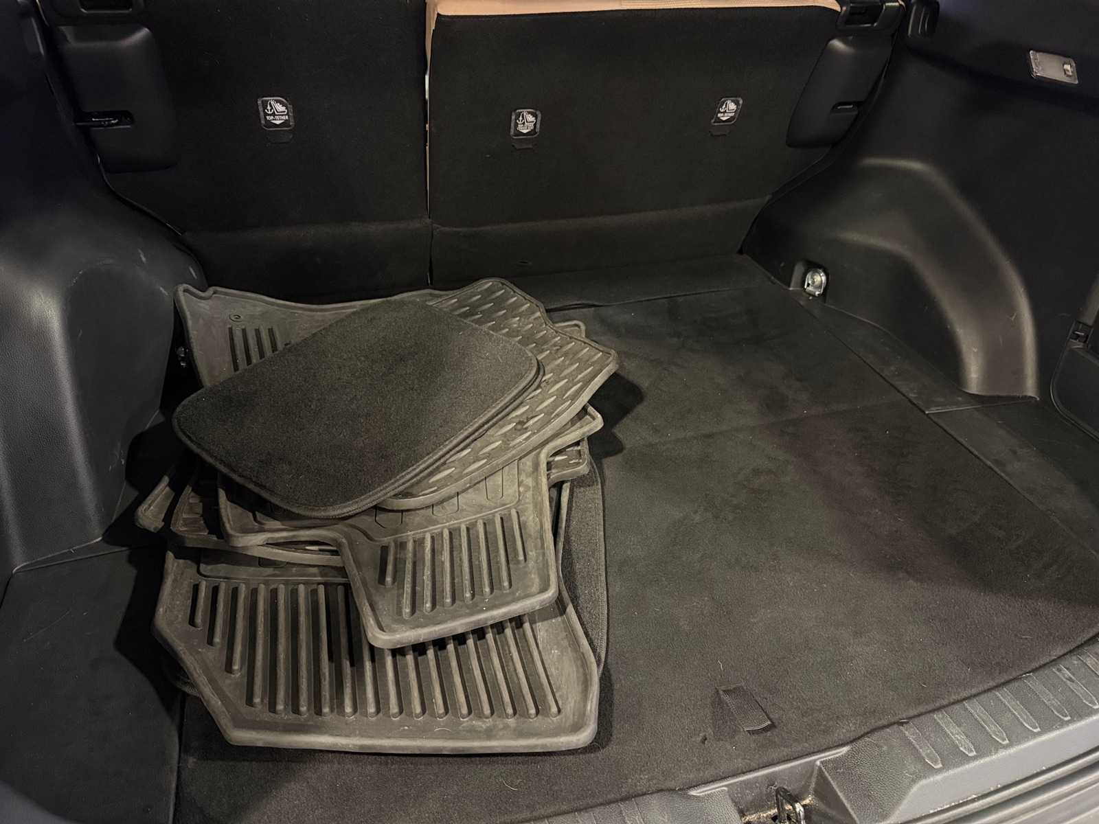 Thumbnail: 2019 Toyota RAV4 - 7