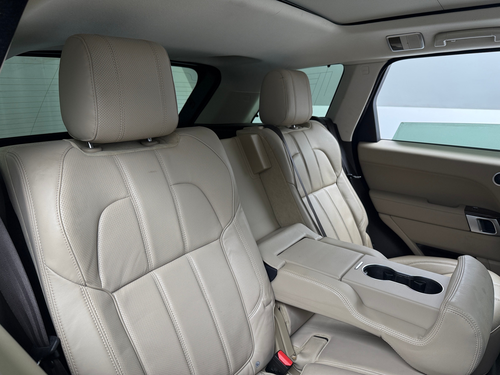 Thumbnail: 2015 Land Rover Range Rover Sport - 5