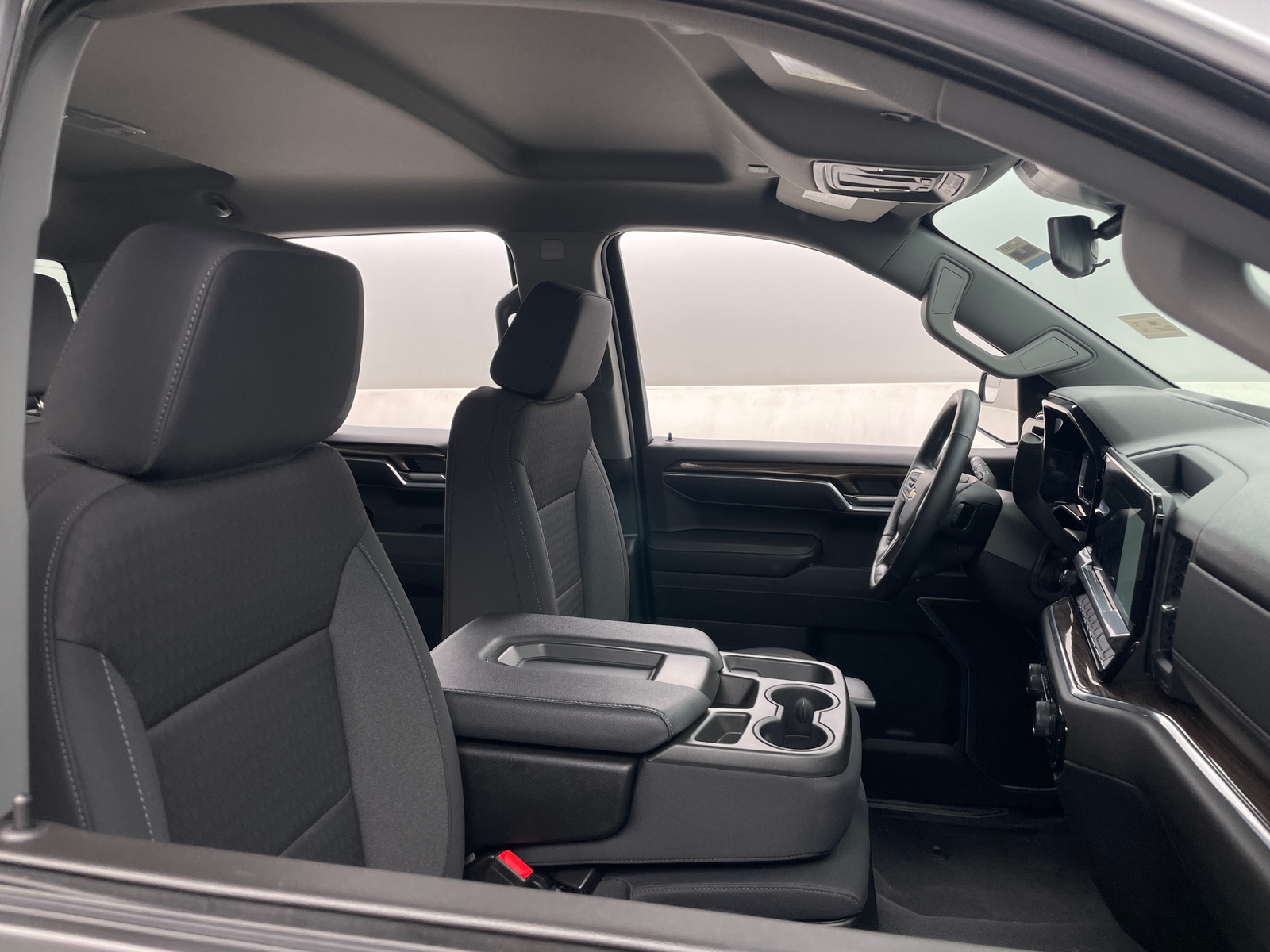 Thumbnail: 2024 Chevrolet Silverado 1500 - 2