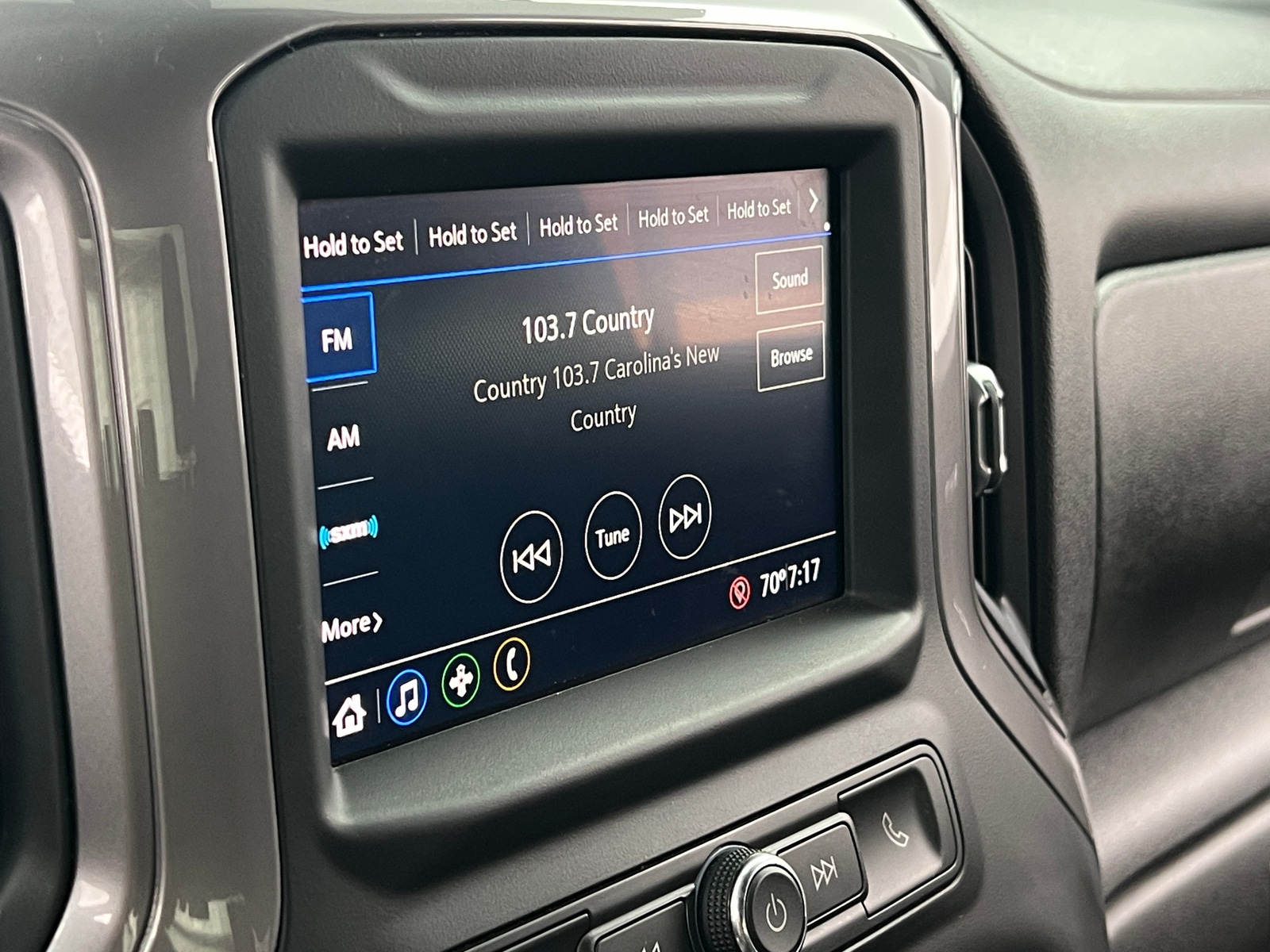 Thumbnail: 2020 Chevrolet Silverado 1500 - 4