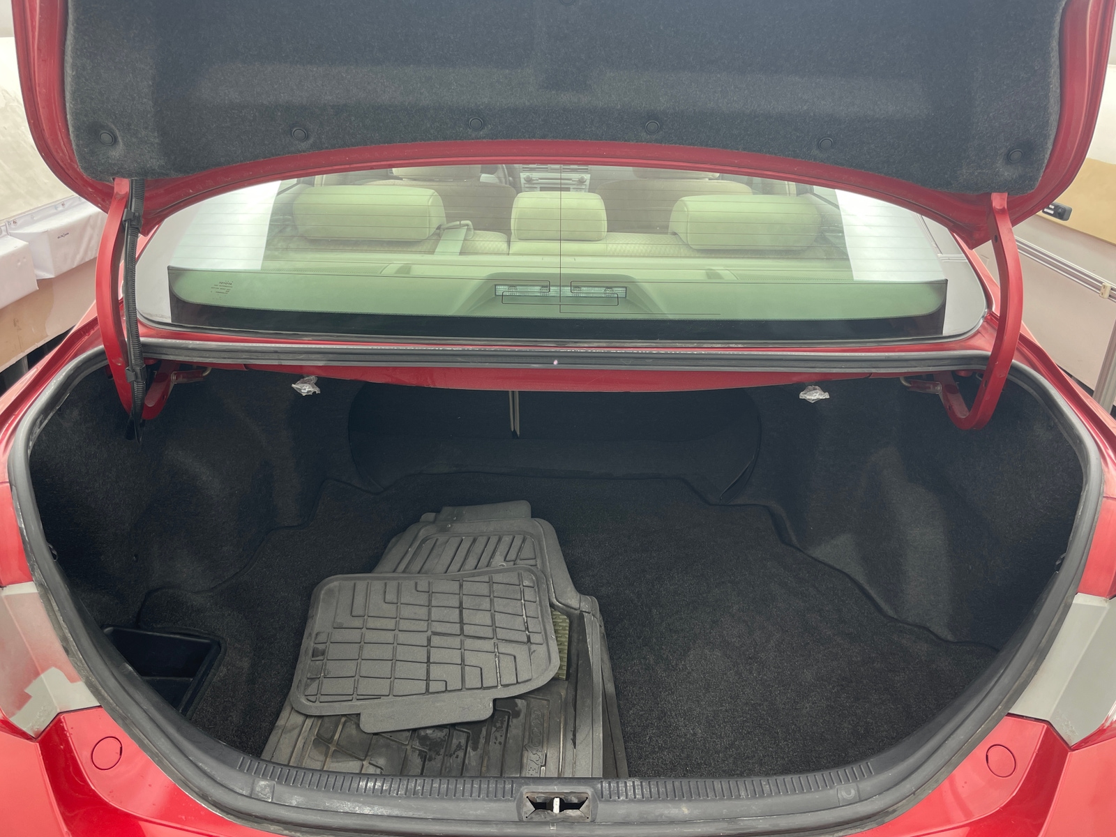 Thumbnail: 2011 Toyota Camry - 7