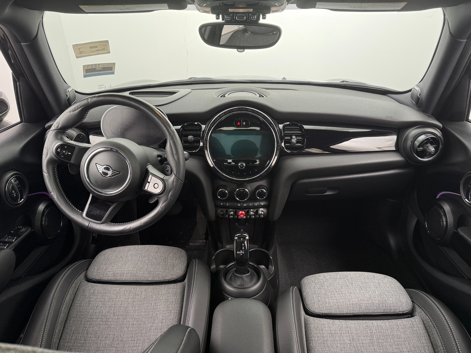 Thumbnail: 2022 MINI Cooper Hardtop - 2