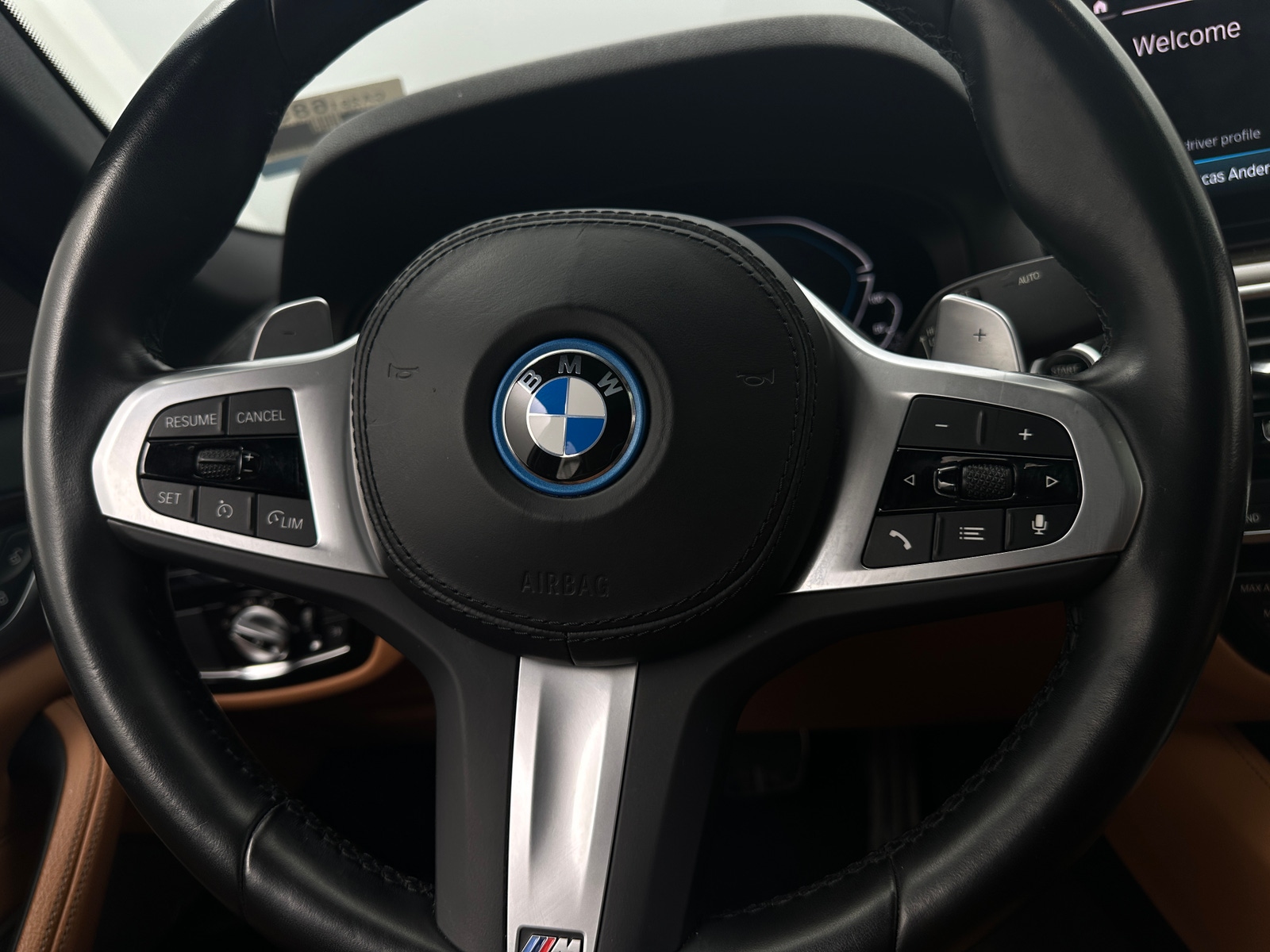 Thumbnail: 2022 BMW 5 Series - 4