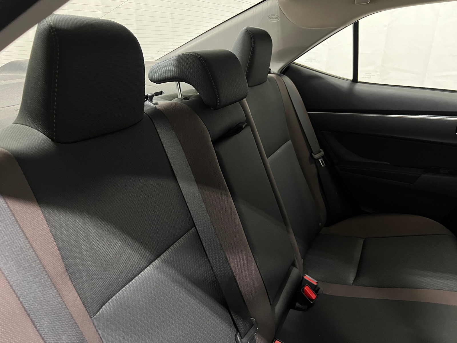 Thumbnail: 2017 Toyota Corolla - 6