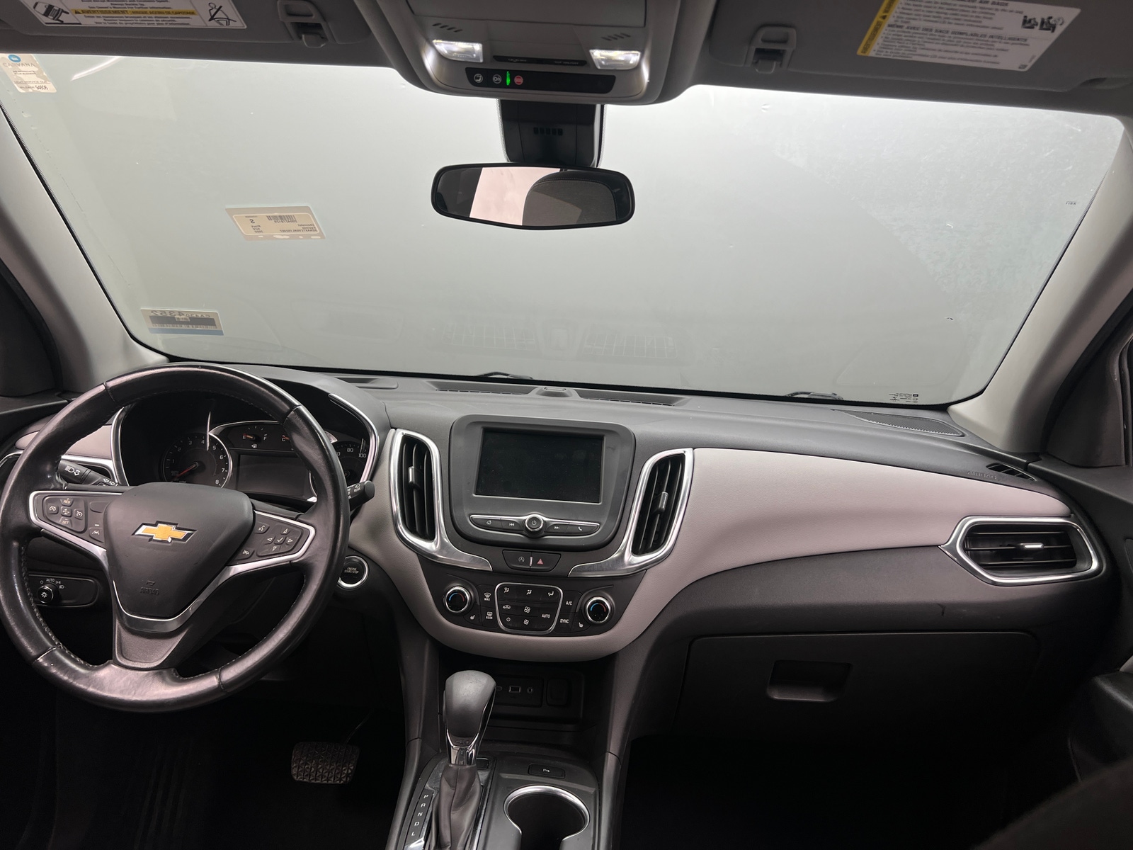 Thumbnail: 2022 Chevrolet Equinox - 3