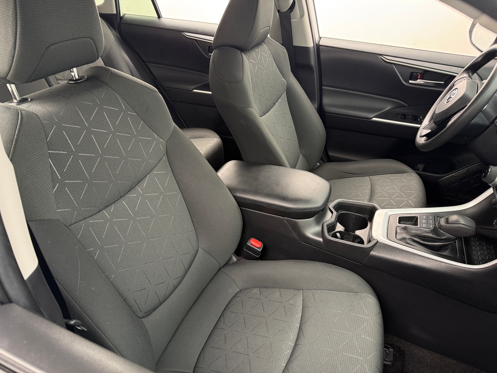 Thumbnail: 2021 Toyota RAV4 - 2